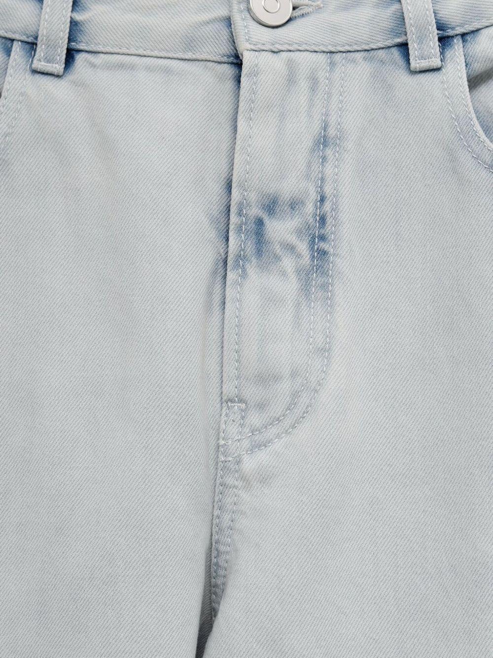 low-rise jeans Product Image