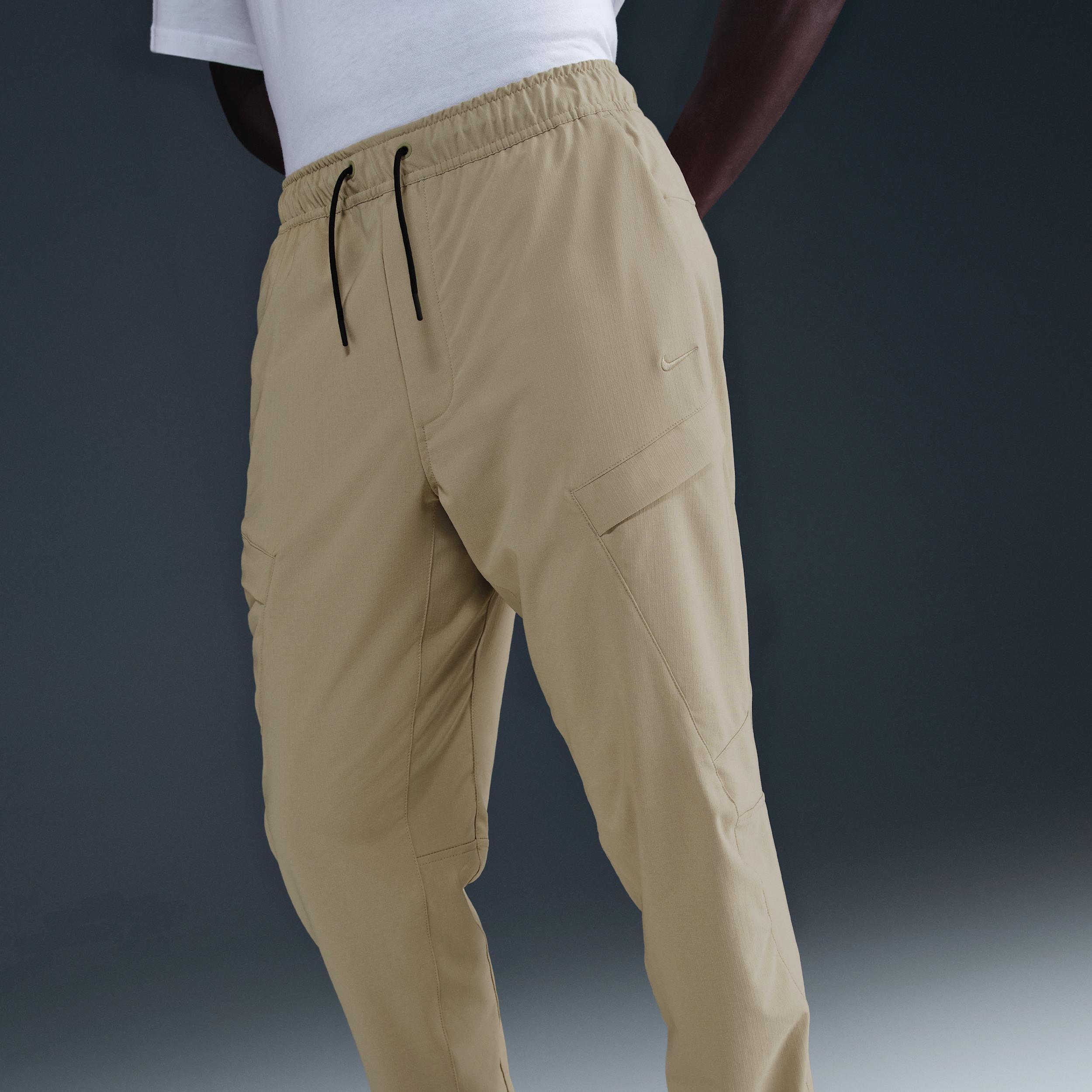 Nike Men's Unlimited Dri-FIT Versatile Cargo Pants Product Image