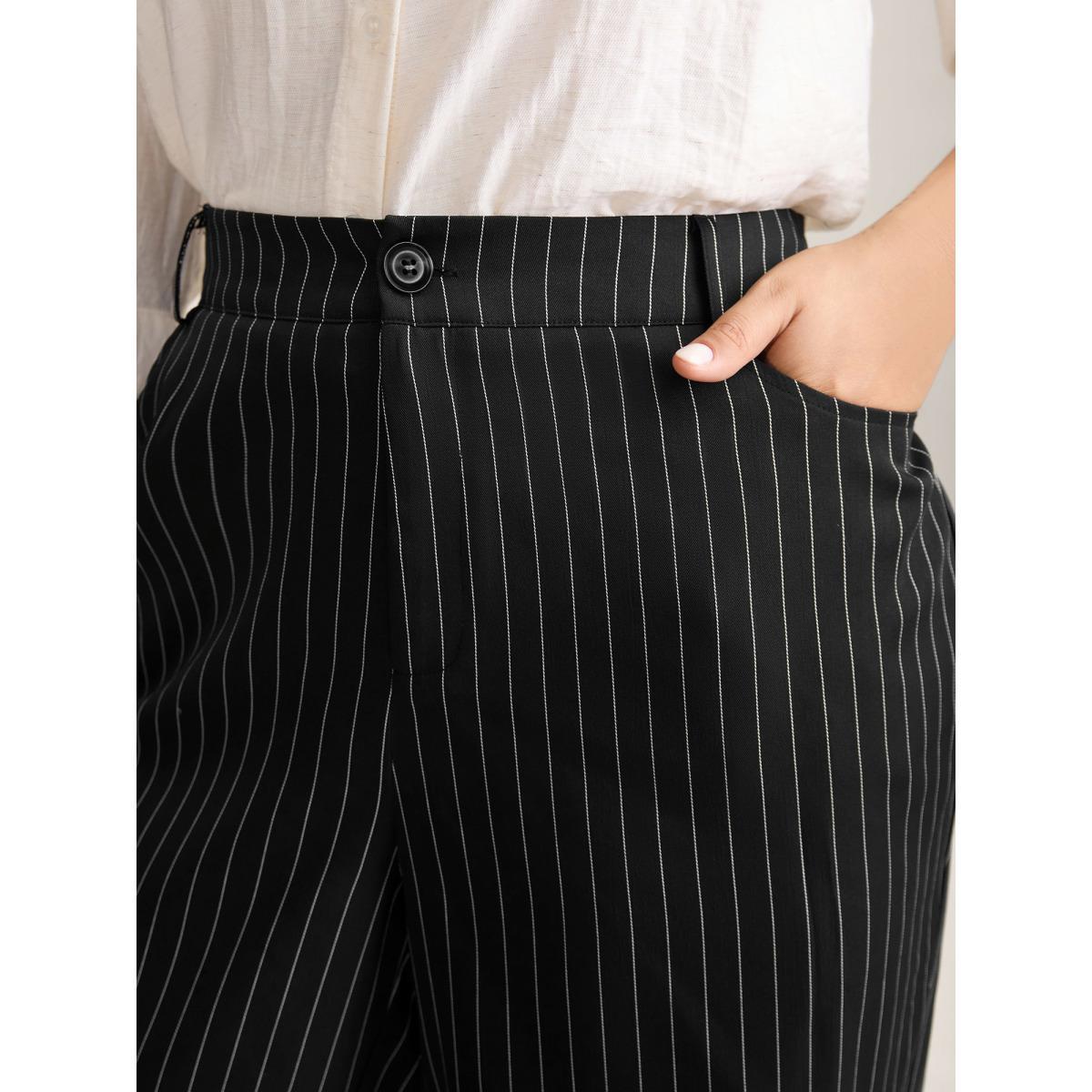 Plus Size Stripes Print Pockets Straight-Fit Pants Women Black At the Office Straight Leg Mid Rise Work Pants BloomChic 28/5X Product Image