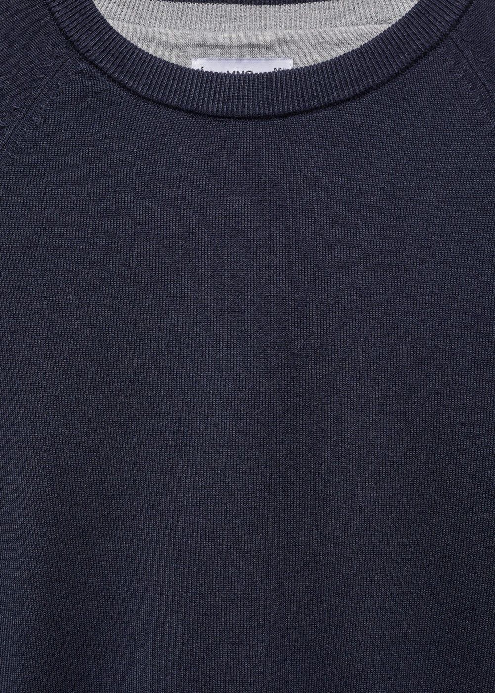 Long-Sleeved T-Shirt Product Image