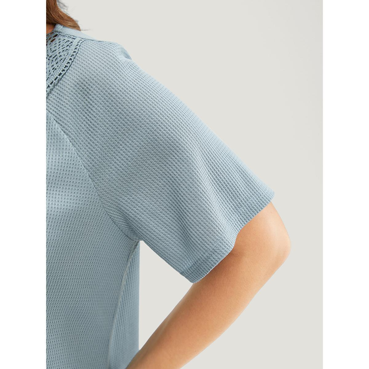 Plus Size Solid Raglan Sleeve Contrast Lace Waffle Knit T-shirt Stone Women Elegant Plain V-neck Dailywear T-shirts BloomChic 12/L Product Image