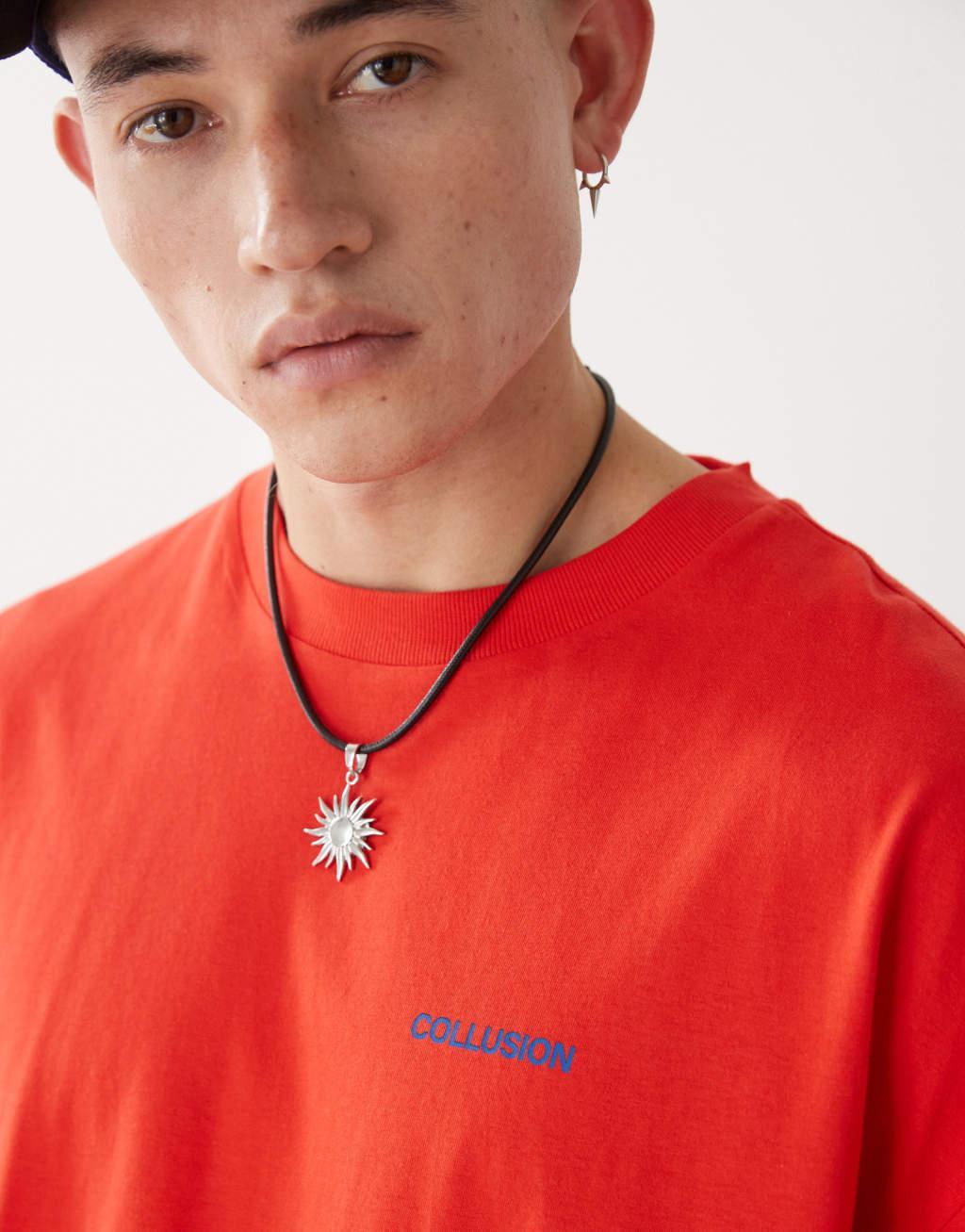 COLLUSION coordinates print t-shirt in red with blue print Product Image
