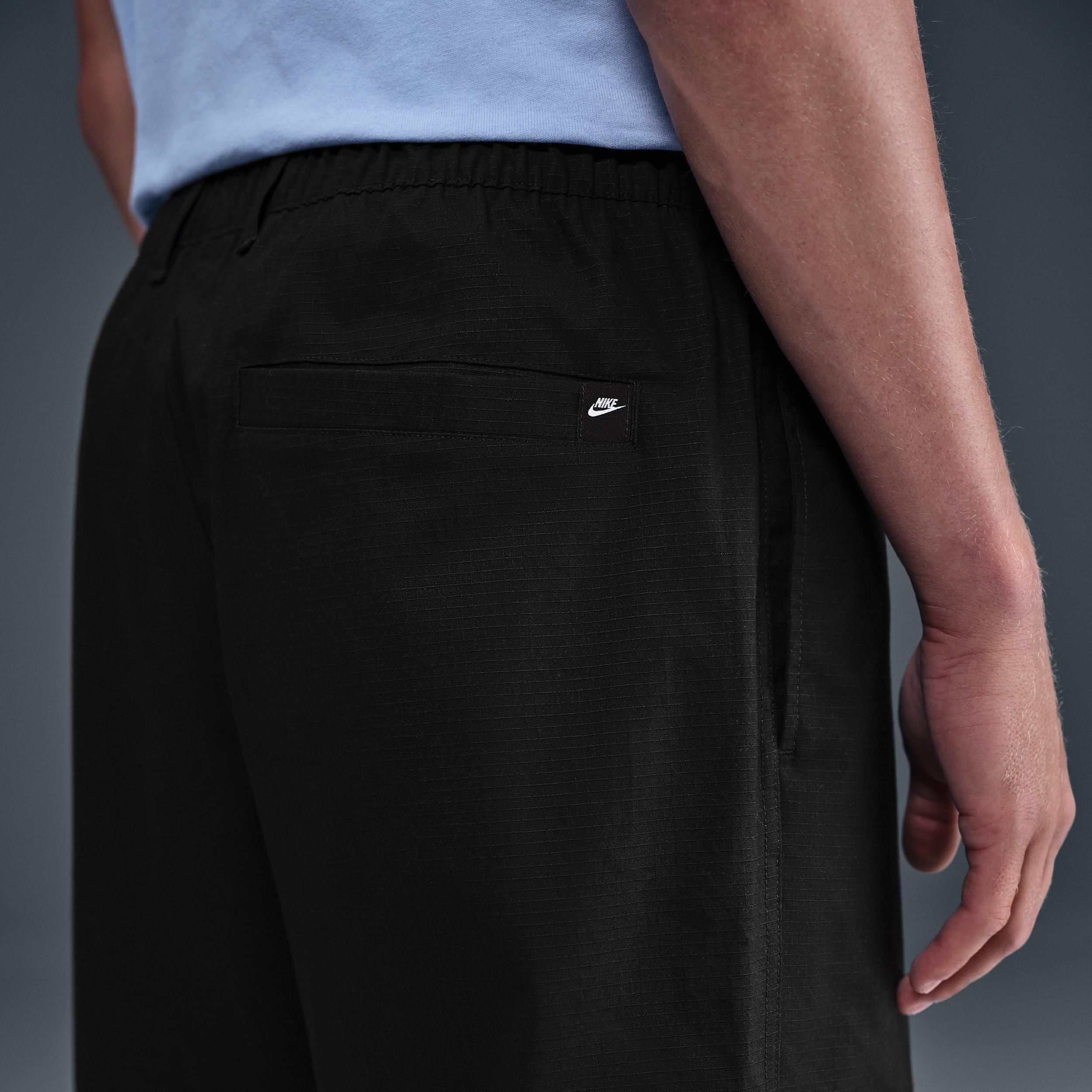 Nike Sportswear Club Men's Woven Cargo Pants Product Image