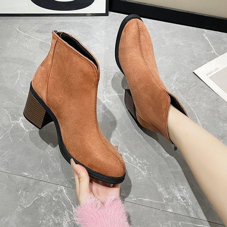 Block Heel Pointed Short Boots Product Image
