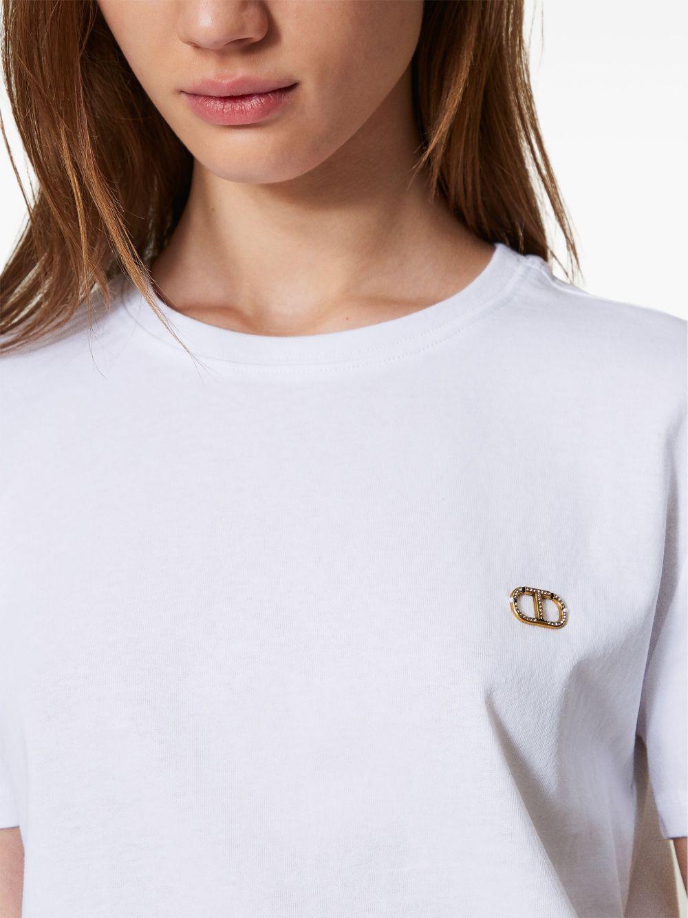 Oval T-plaque T-shirt Product Image