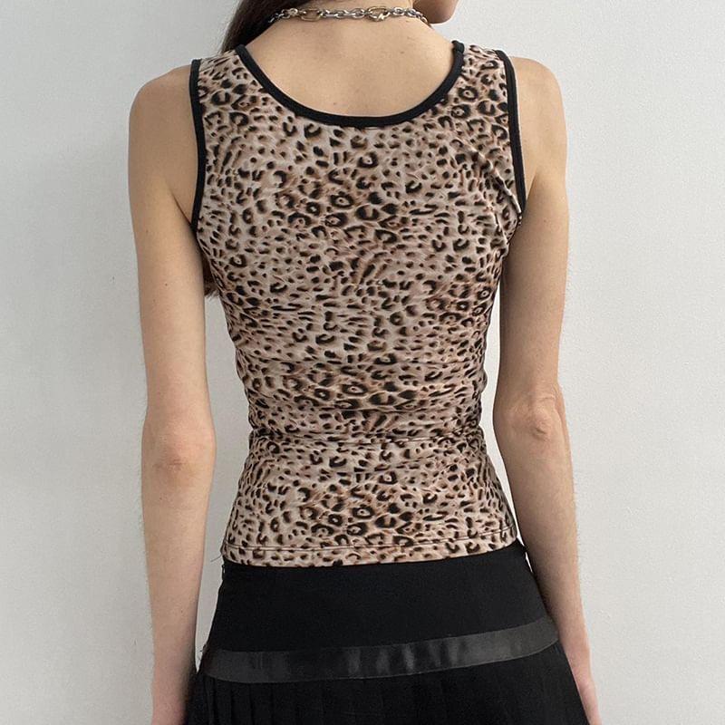 Square-Neck Contrast-Trim Leopard Print Slim-Fit Tank Top Product Image