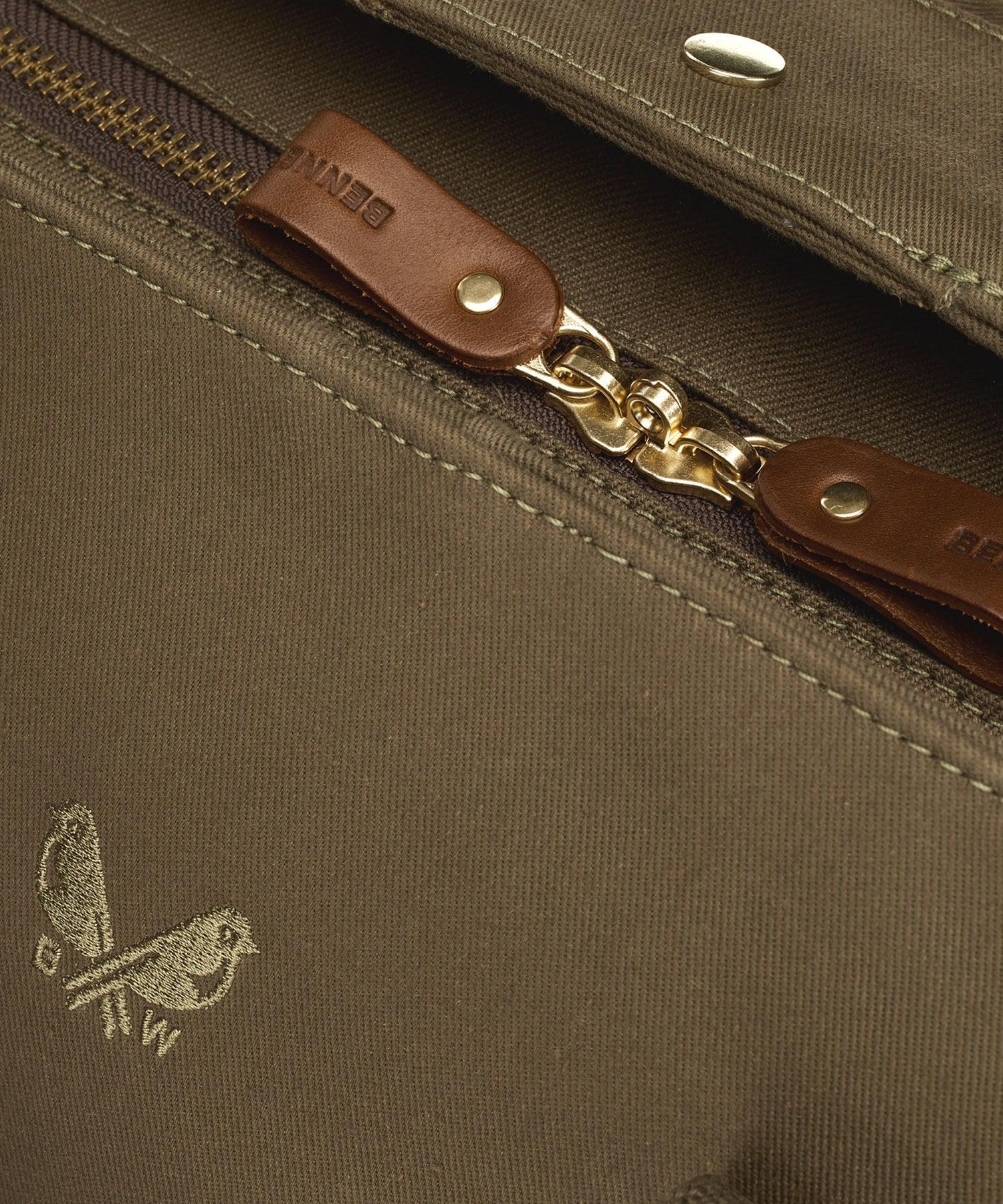 Bennett Winch Canvas Suit Carrier Holdall Product Image