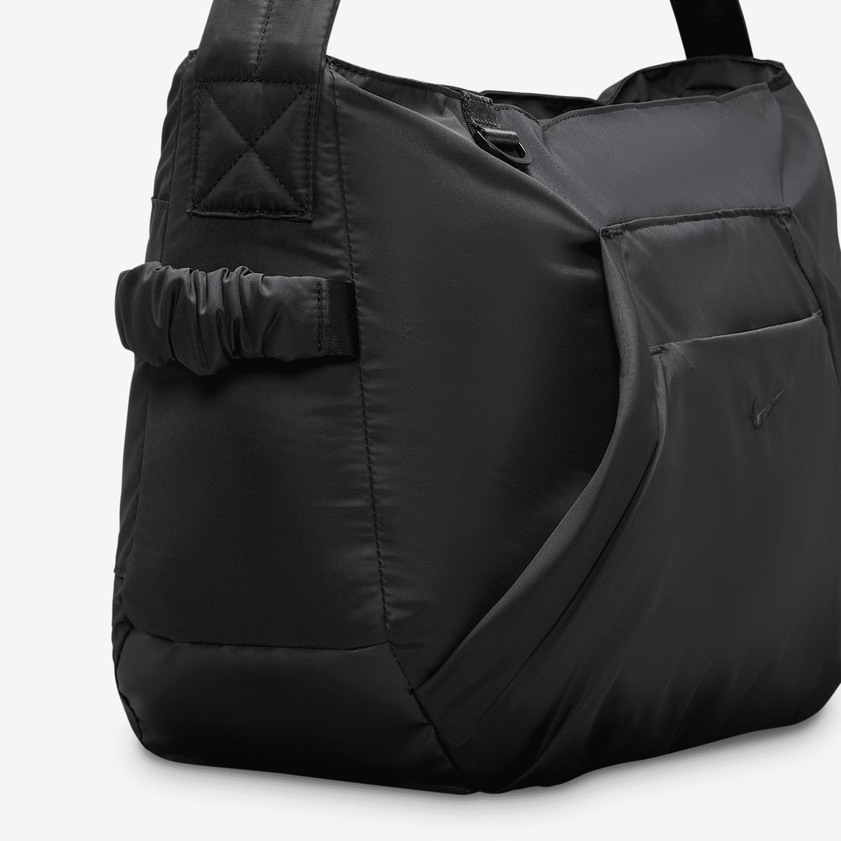 Nike One Tote Bag (25L) Product Image