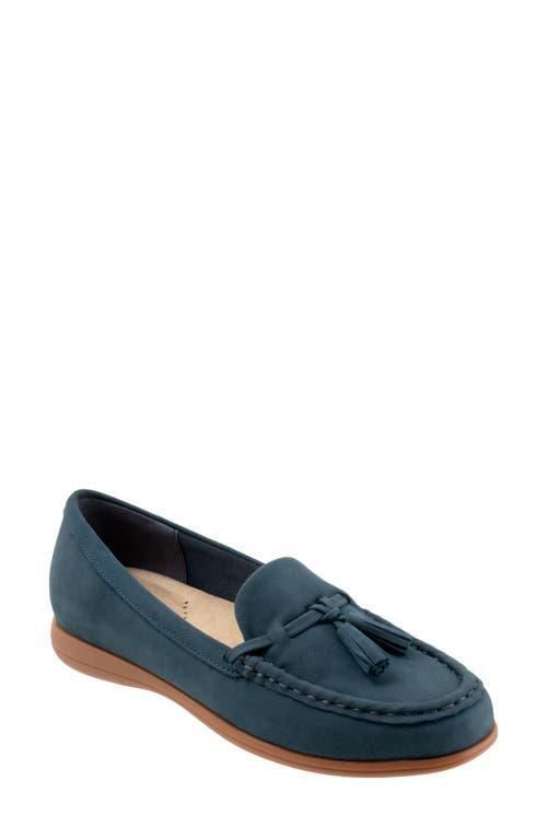 Trotters Dawson Suede Tassel Loafers Product Image