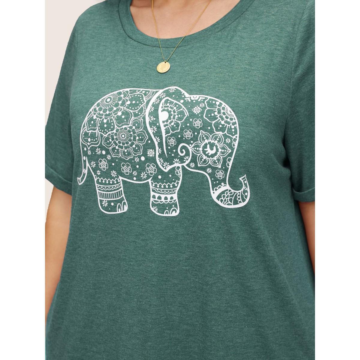 Plus Size Art & Design Elephant Print T-shirt Green Women Casual Non Art&design Round Neck Everyday T-shirts BloomChic 26/4X Product Image
