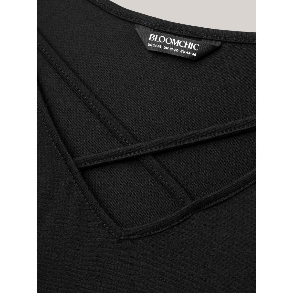 Plus Size Color Contrast Neck Cut-Out T-Blouse Black Women Casual Contrast V-neck Everyday T-shirts BloomChic 14-16/1X Product Image
