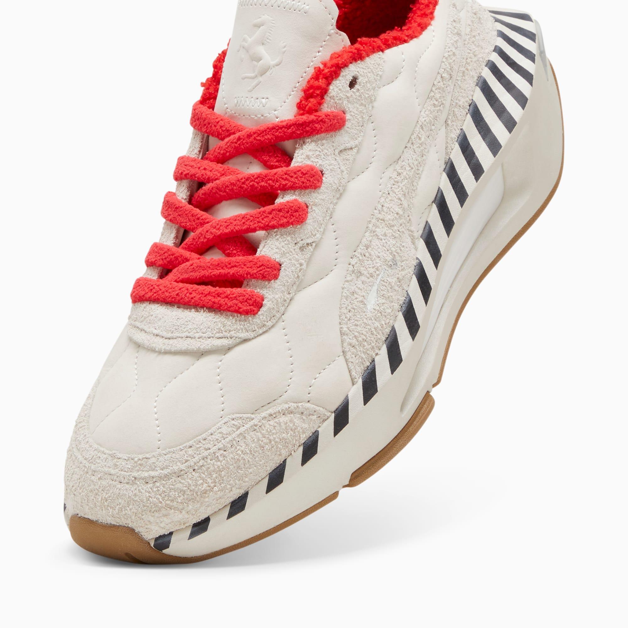 Scuderia Ferrari Ultimate NITRO™ Men's Sneakers Product Image