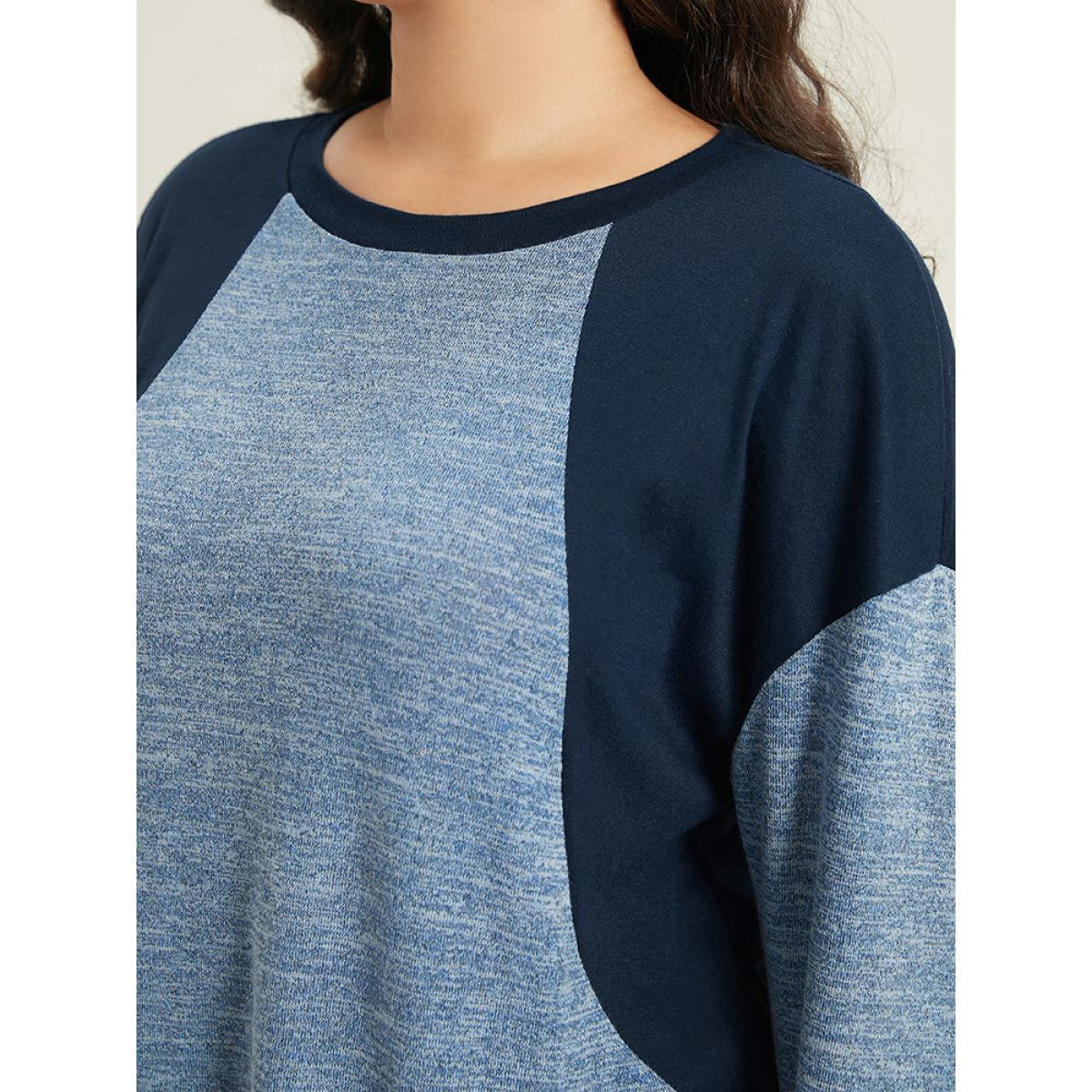 Plus Size Heather Patchwork Round Neck Curved Hem T-shirt Blue Women Elegant Contrast Plain Round Neck Dailywear T-shirts BloomChic 30/6X Product Image