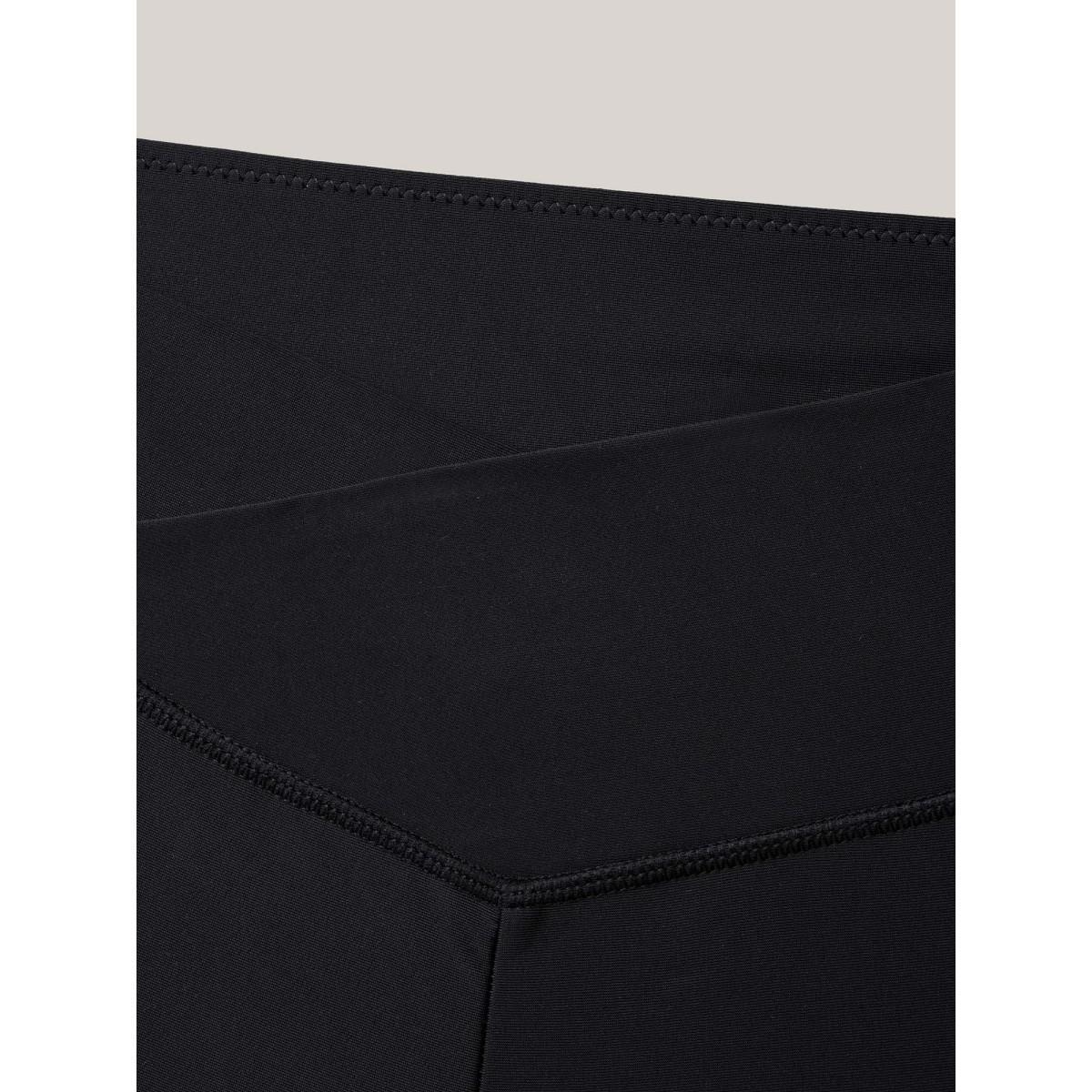 Plus Size Hips Contour Curvy Pockets Swim Bottoms Women's Swimwear Black Beach High stretch Skinny High Rise Side seam pocket Curve Swim Bottoms BloomChic 18-20/2X Product Image