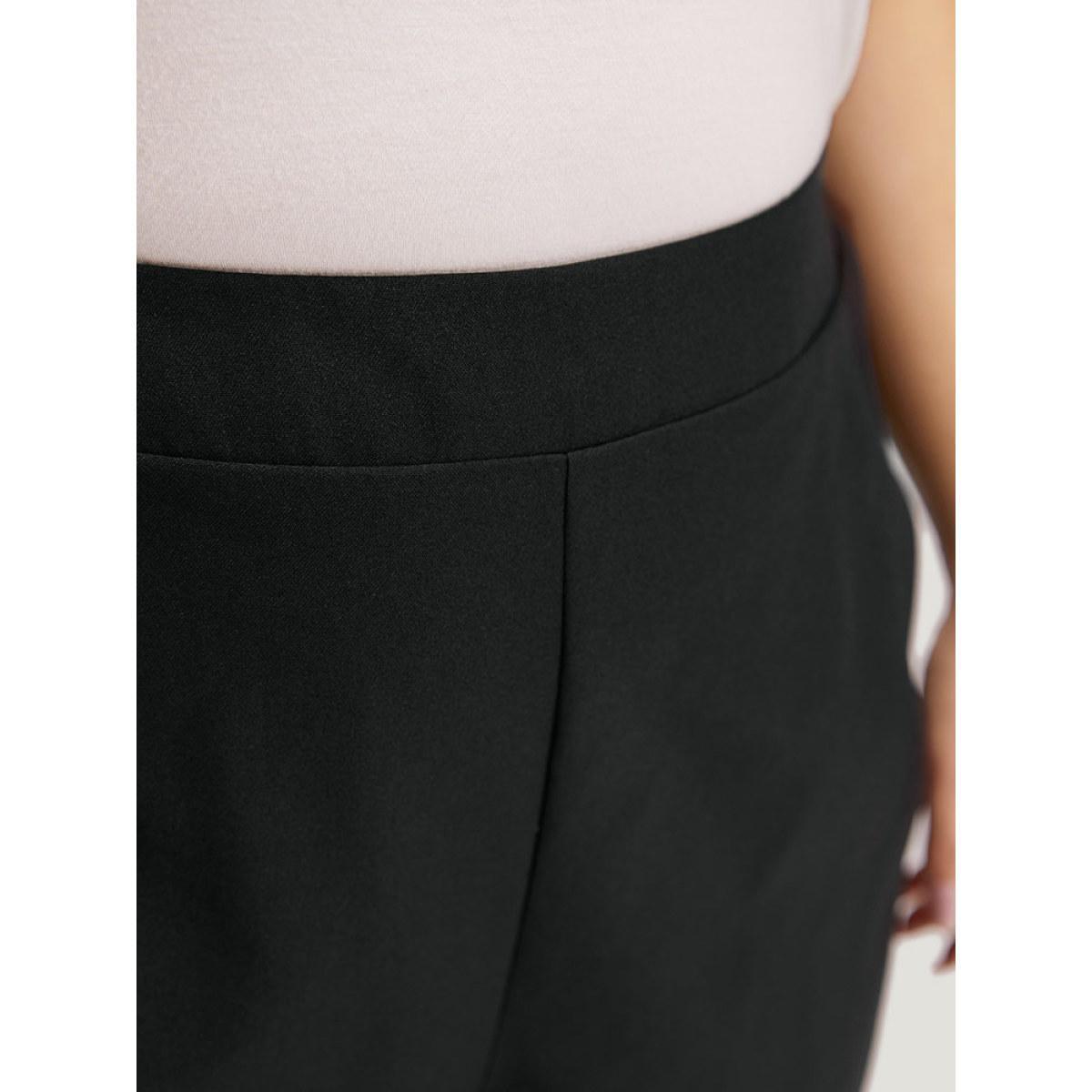 Plus Size Plain Pocket Elastic Waist Pleated Cropped Pants Women Black Office Straight Leg High Rise Work Pants BloomChic 30/6X Product Image