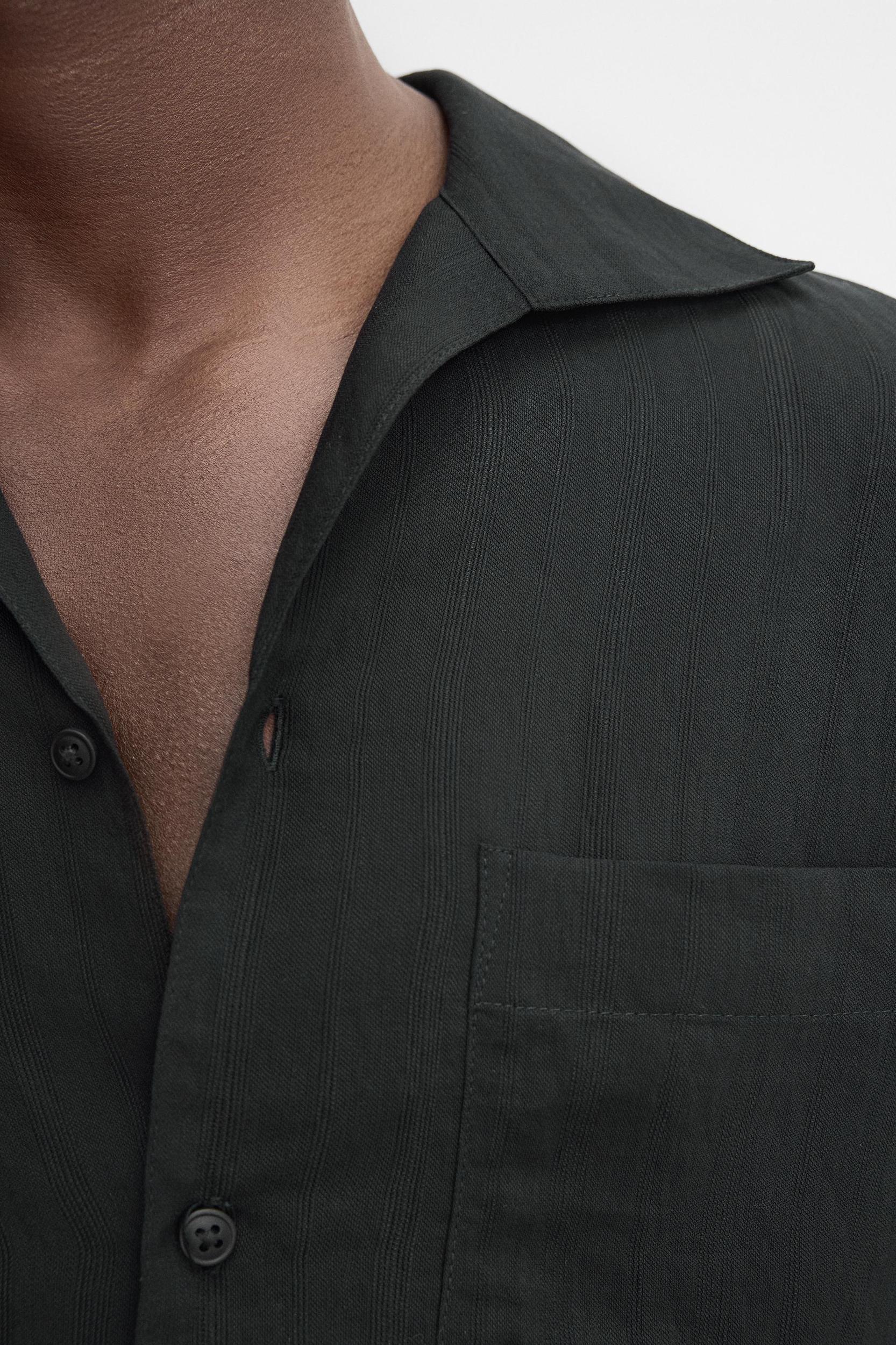 STRIPED JACQUARD SHIRT Product Image