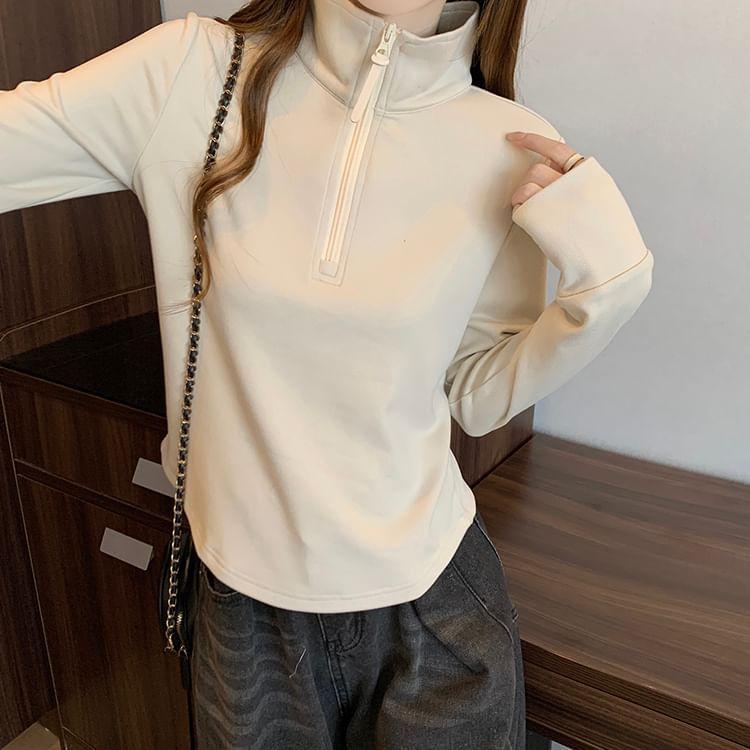 Long-Sleeve Mock Neck Plain Half-Zip T-Shirt Product Image