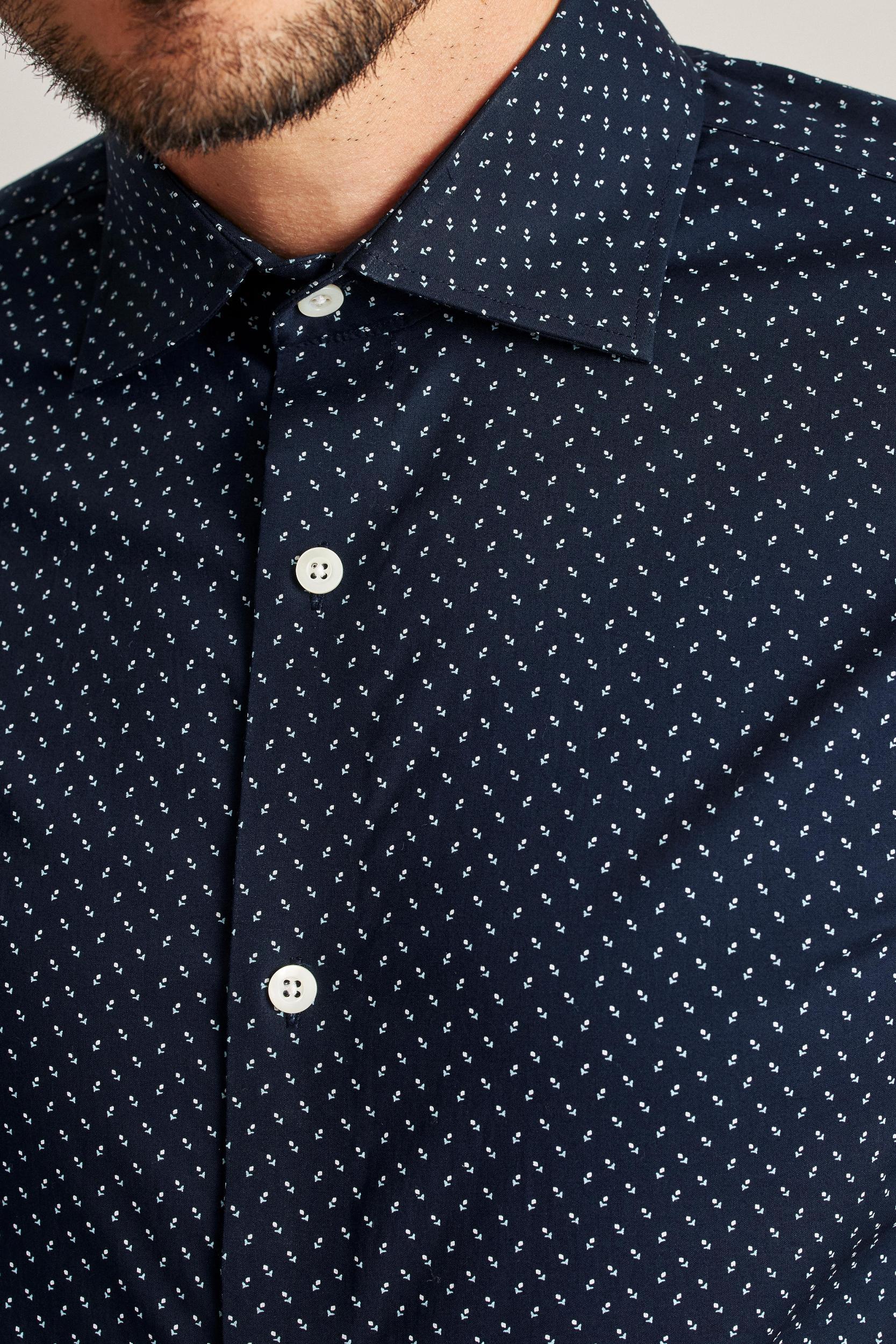 Jetsetter Stretch Dress Shirt Product Image