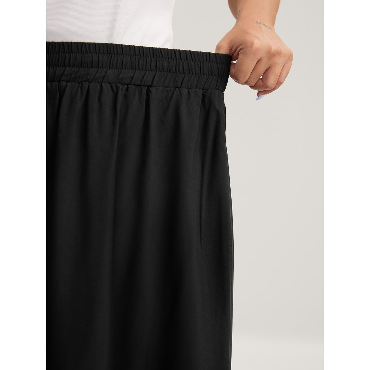Plus Size Shirred Lace Trim Pleated Midi Skirt Women Pureblack Loose No stretch Side seam pocket Work Skirts BloomChic 28/5X Product Image