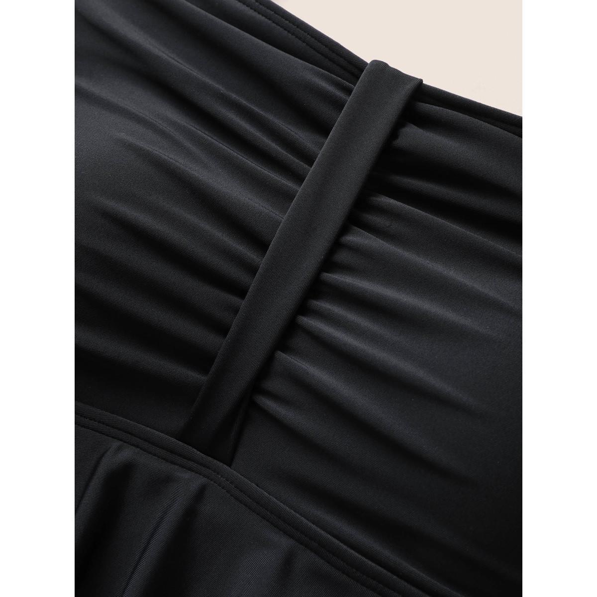 Plus Size Solid Tiered Ruffles Ruched One Piece Swimsuit Women's Swimwear Black Beach Gathered Curve Bathing Suits High stretch One Pieces BloomChic 14-16/1X Product Image