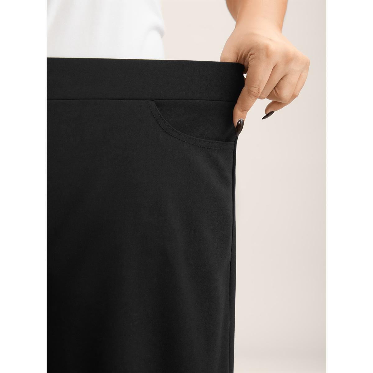 Plus Size Scalloped Hem Pull-On Wide-Leg Pants Women Black Elegant Wide Leg Mid Rise Everyday-Elegant Pants BloomChic 18-20/2X Product Image