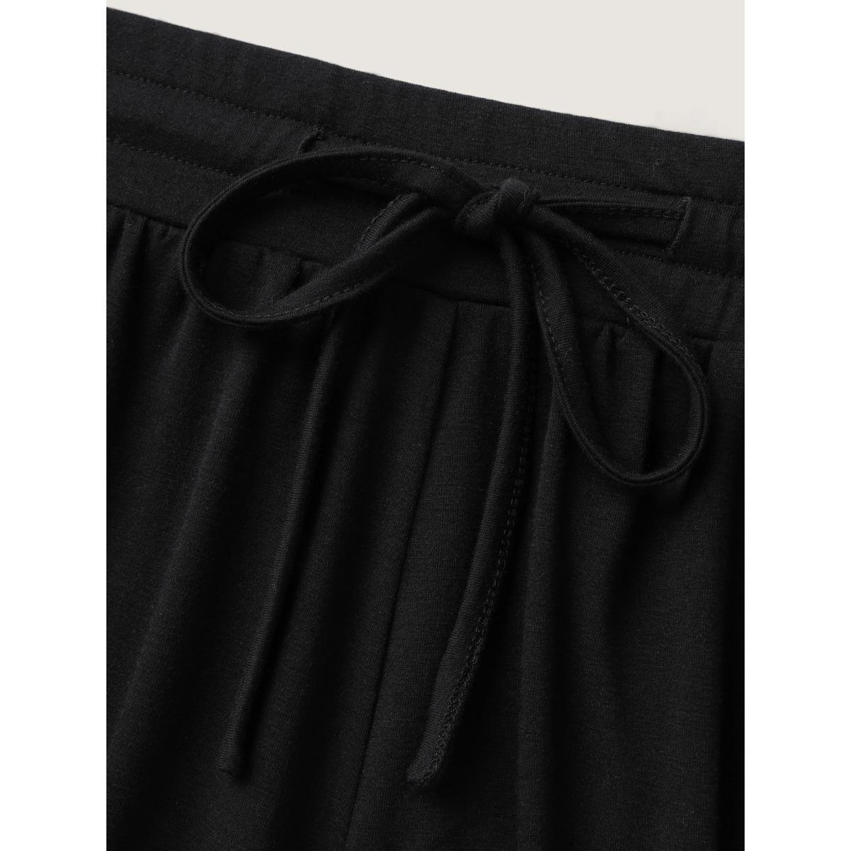 Plus Size Stretchy Slit Drawstring Straight-Leg Shorts Women Black Casual Drawstring Straight Leg Everyday-Casual Shorts BloomChic 12/L Product Image