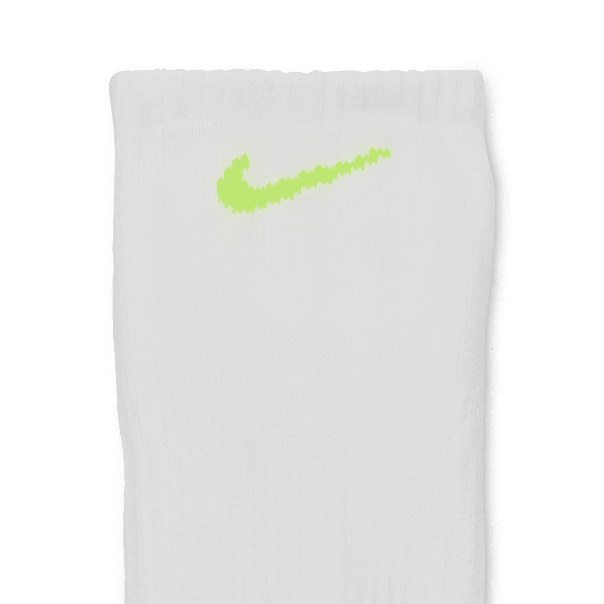 Women's Nike 6-Pack Everyday Plus Cushioned Training No-Show Socks, Size: Medium, White Team Product Image