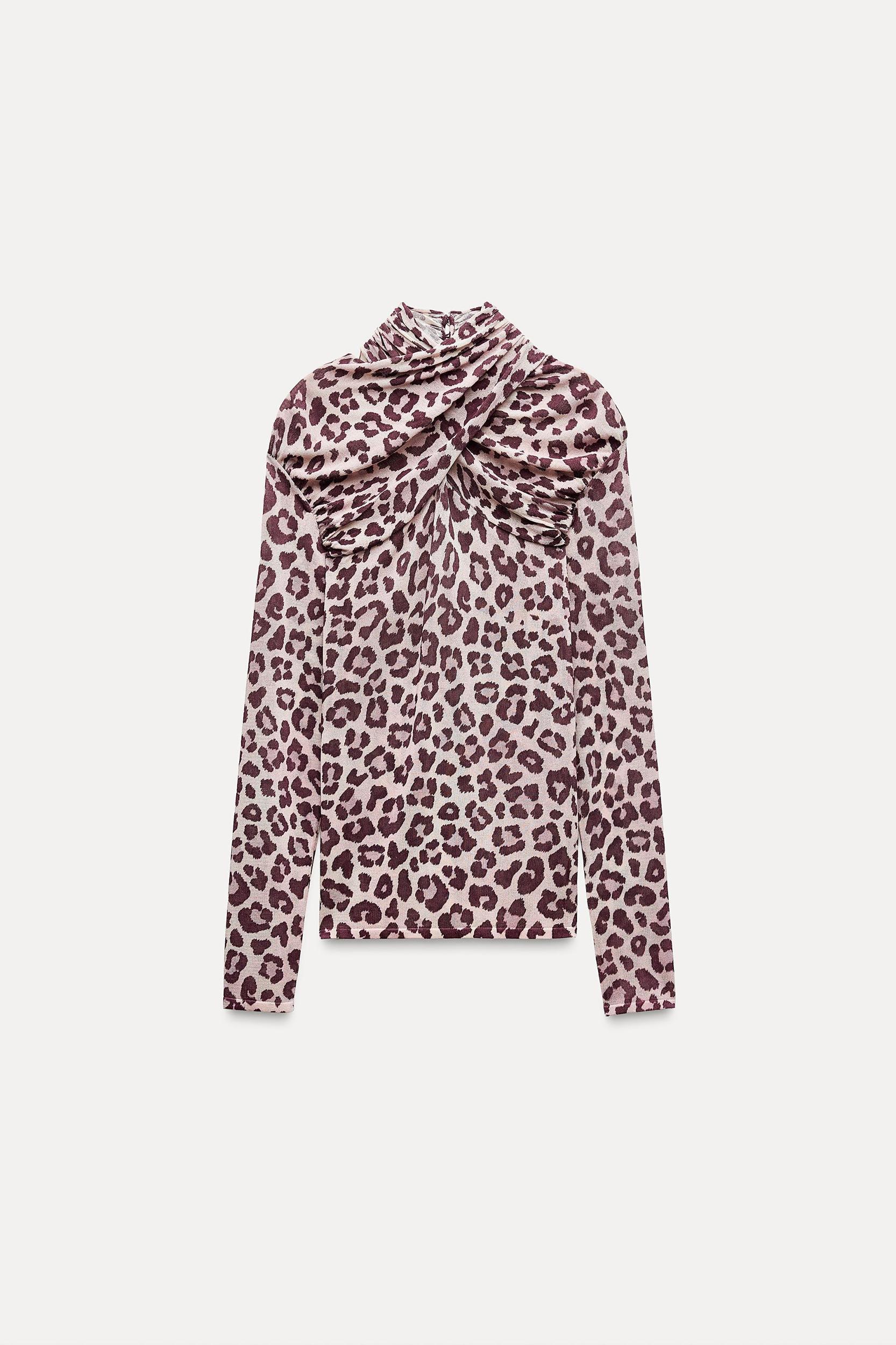 FINE KNIT ANIMAL PRINT JACQUARD TOP Product Image