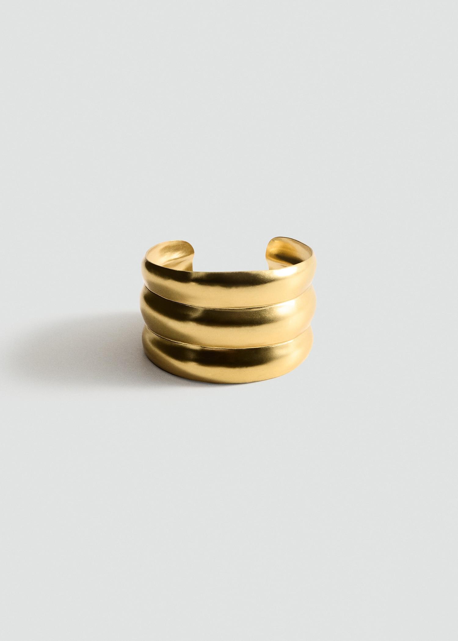 Rigid bracelet with relief - Women | MANGO USA Product Image
