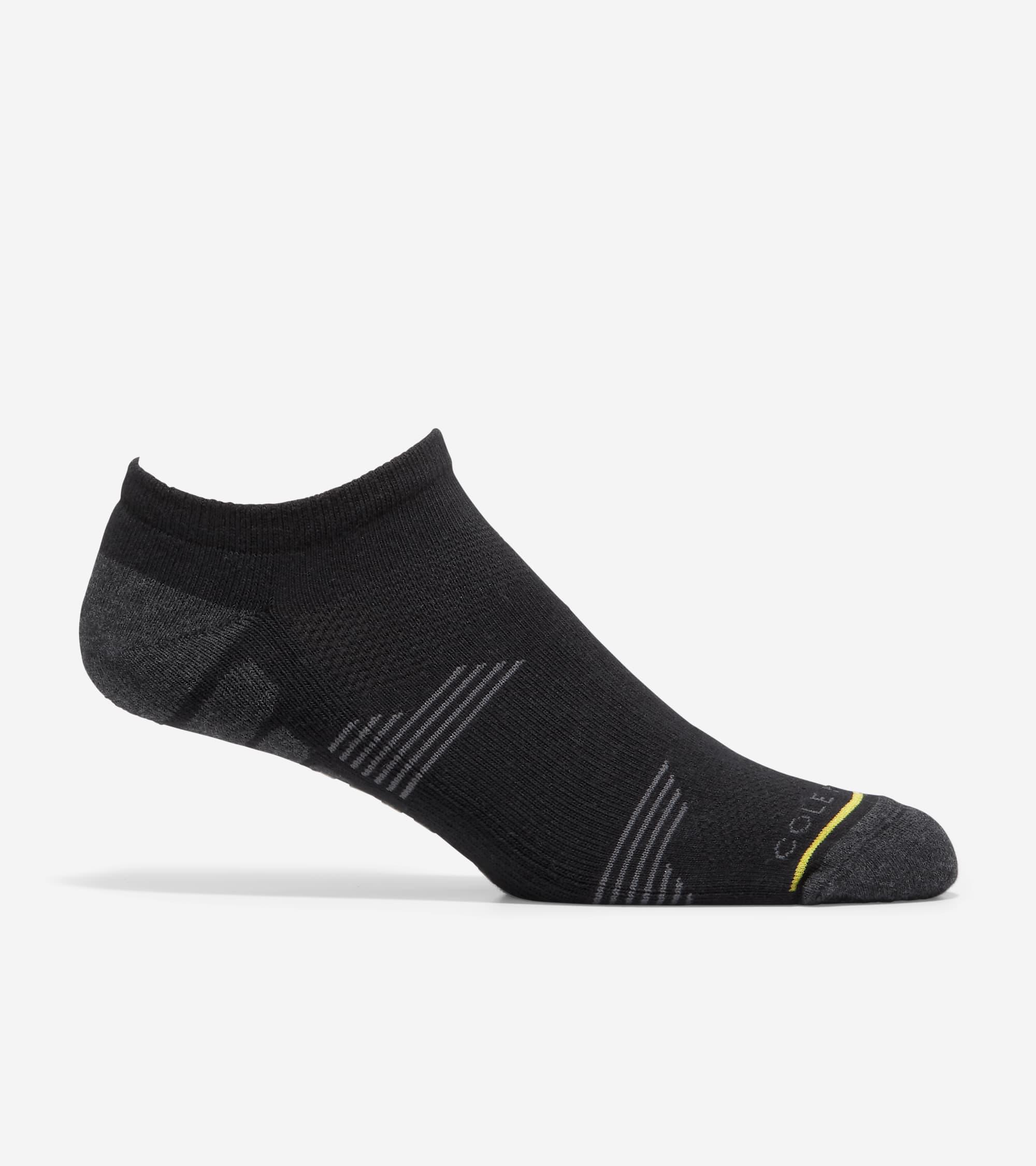 Men's ZERØGRAND Performance No-Show Socks in Black | Cole Haan Product Image