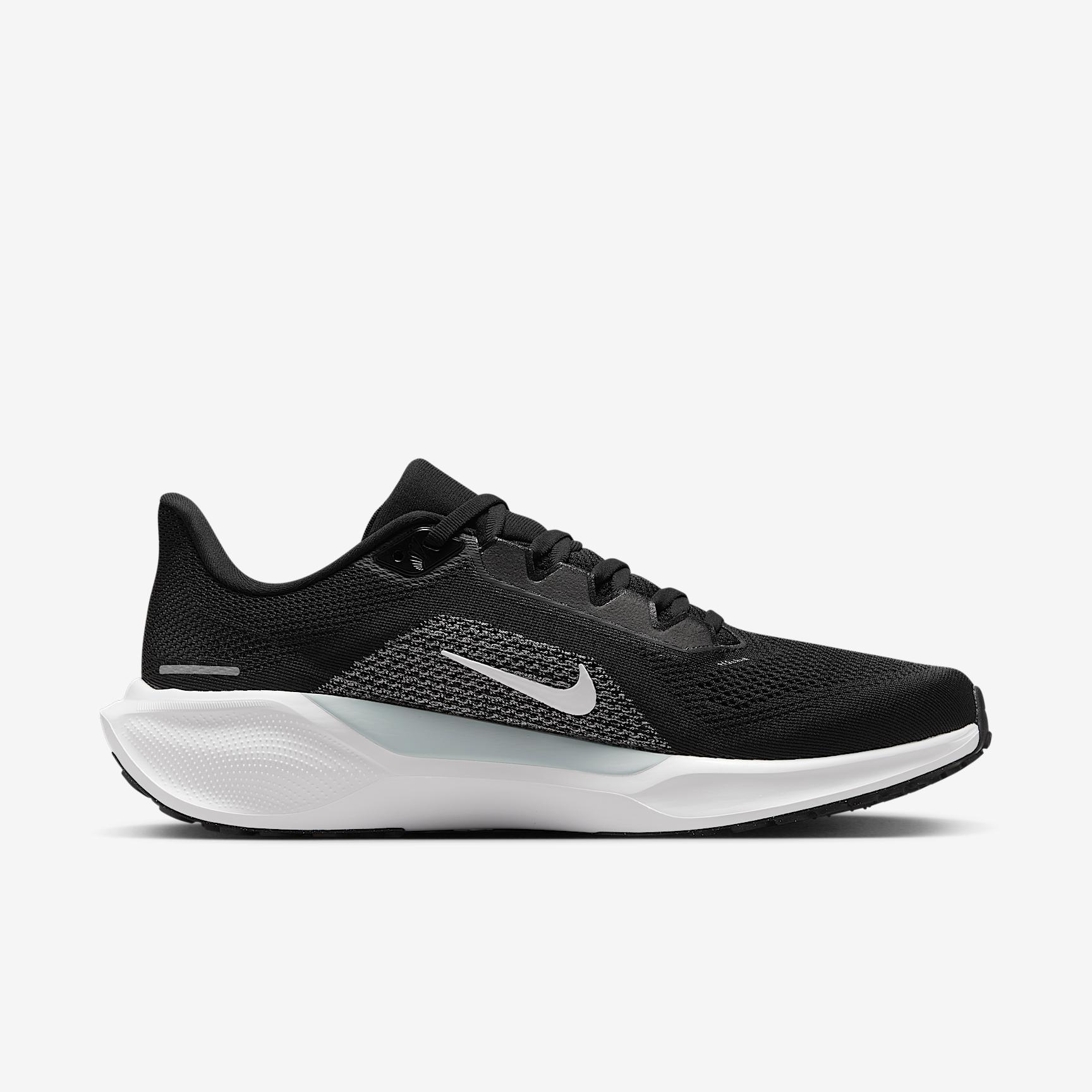 Las Vegas Raiders Pegasus 41 Men's Nike NFL Road Running Shoes Product Image
