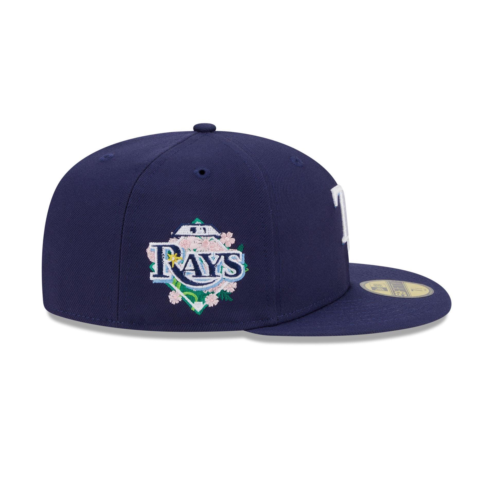 Tennessee Titans 2025 Sideline Hot Weather 59FIFTY Fitted Hat Male Product Image