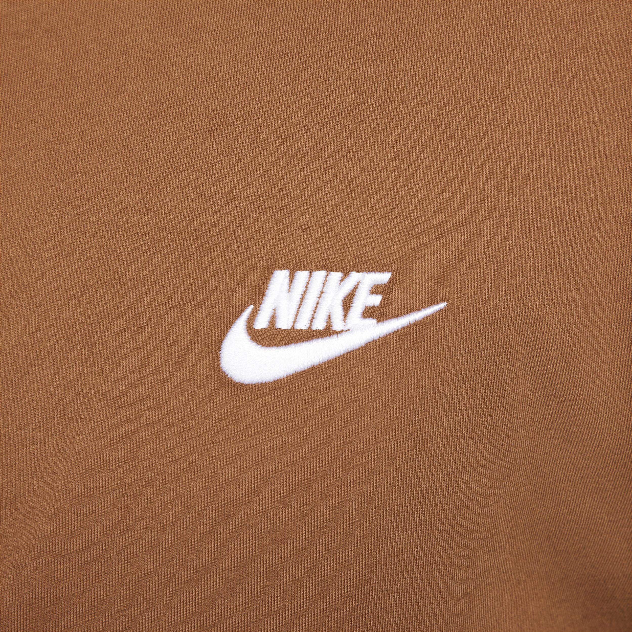 Nike Club Unisex T-shirt Product Image