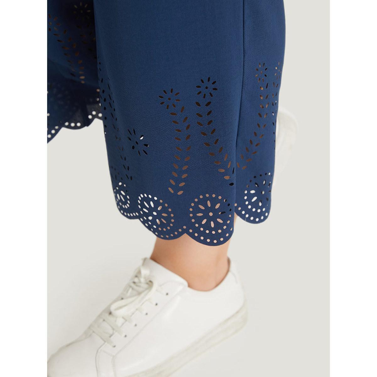 Plus Size Solid Pocker Elastic Waist Laser Cut Pants Women Indigo Casual High Rise Dailywear Pants BloomChic 26/4X Product Image