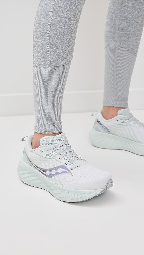 Saucony Triumph 22 Sneakers | Shopbop Product Image