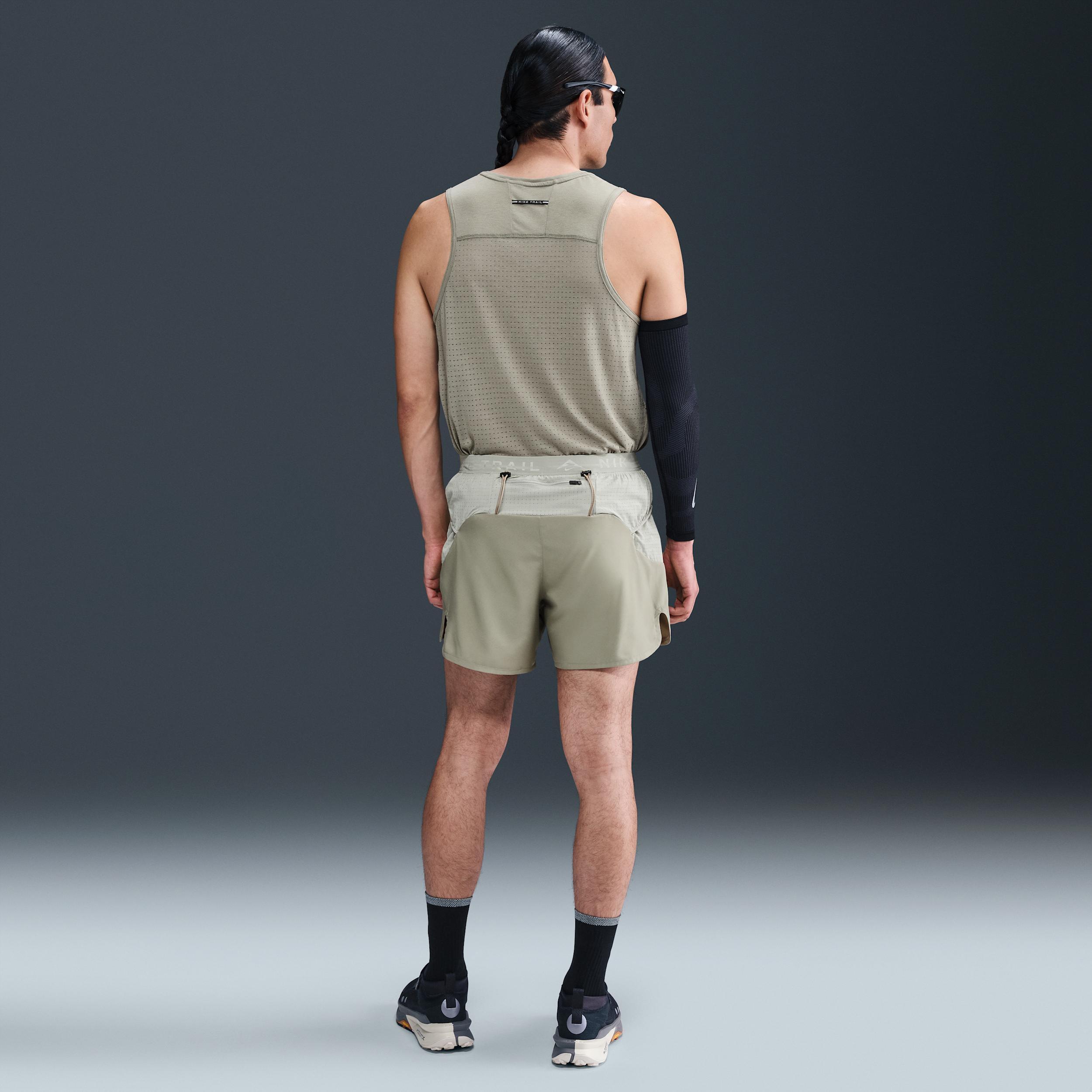 Nike Men's Solar Chase Dri-FIT ADV Running Tank Top Product Image