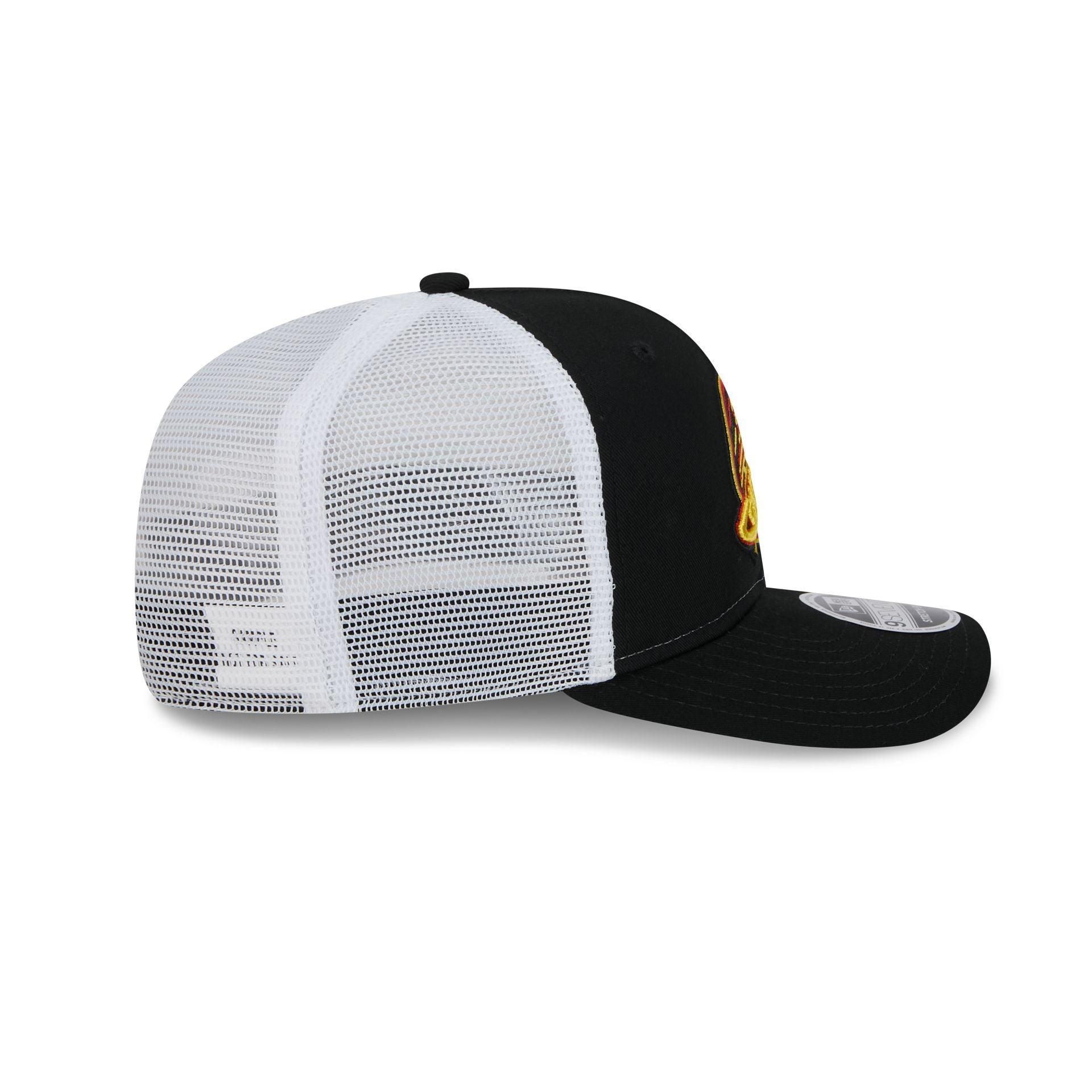 Vancouver Canucks Black Team 9SEVENTY Trucker Hat Male Product Image