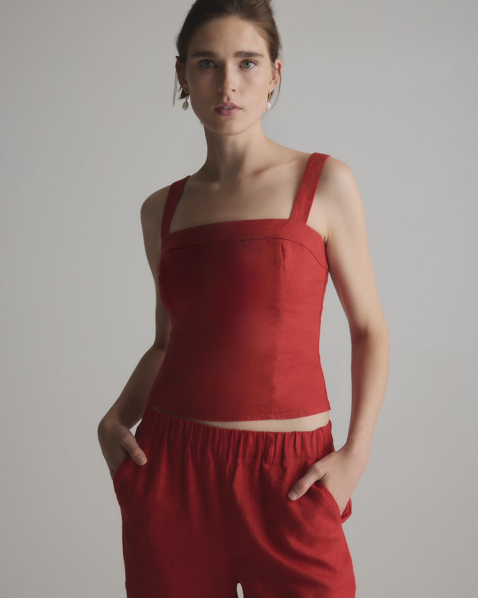 100% European Linen Fitted Tank Product Image