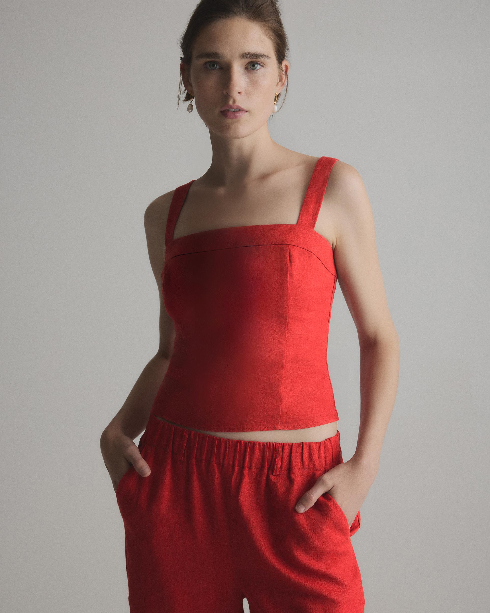 100% European Linen Fitted Tank Product Image