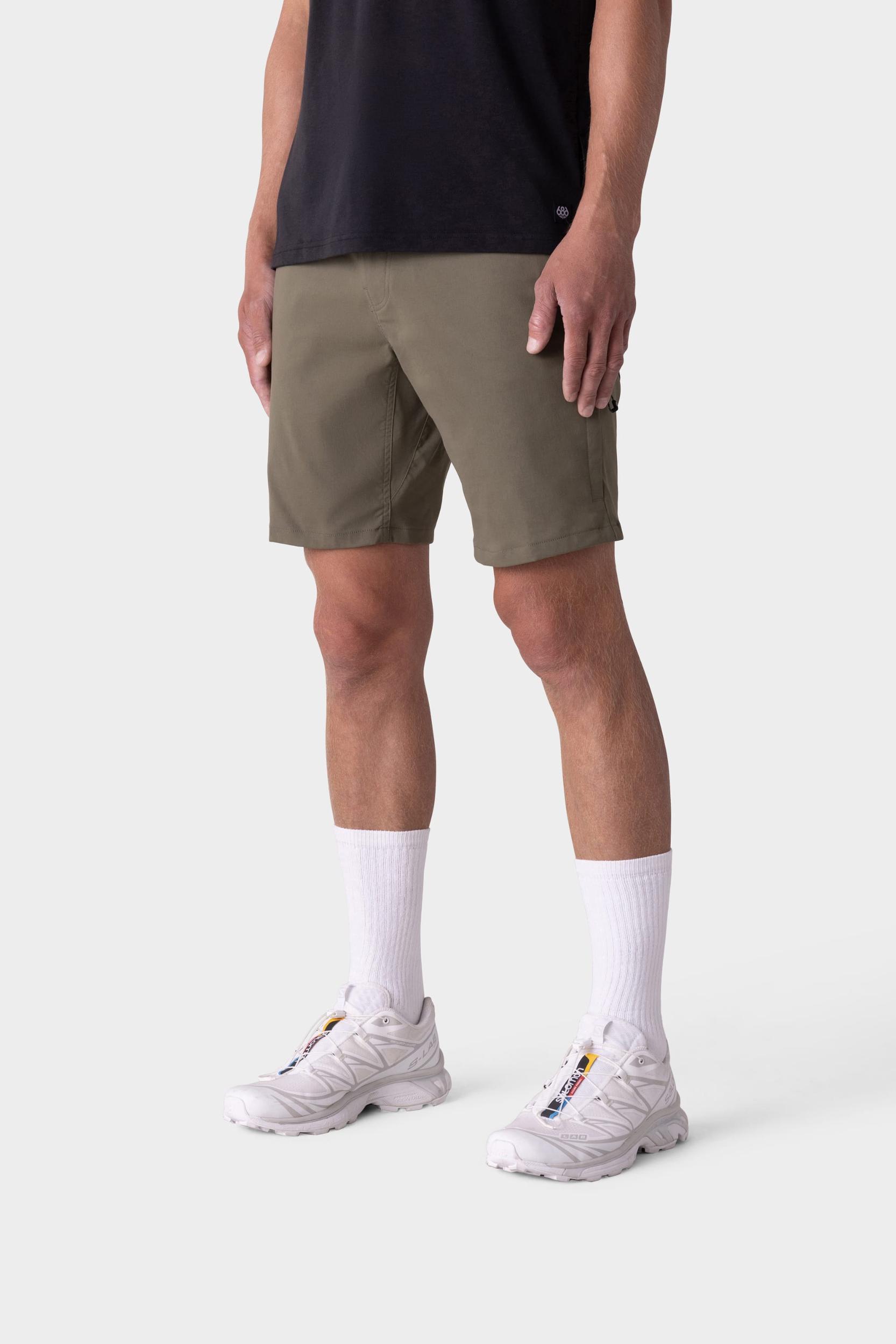 686 Men's Everywhere Hybrid Short Male Product Image