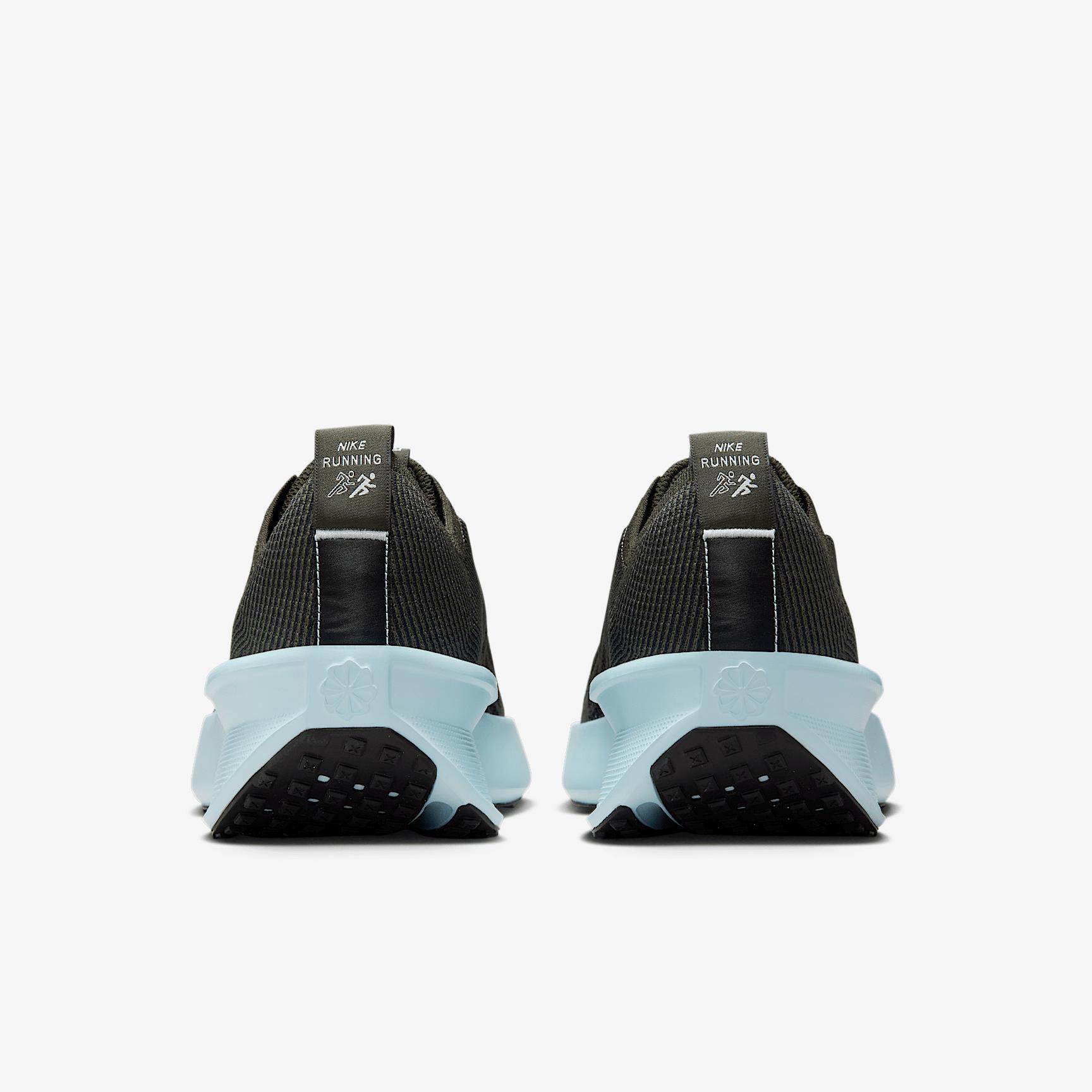 Nike Interact Run Men's Road Running Shoes Product Image