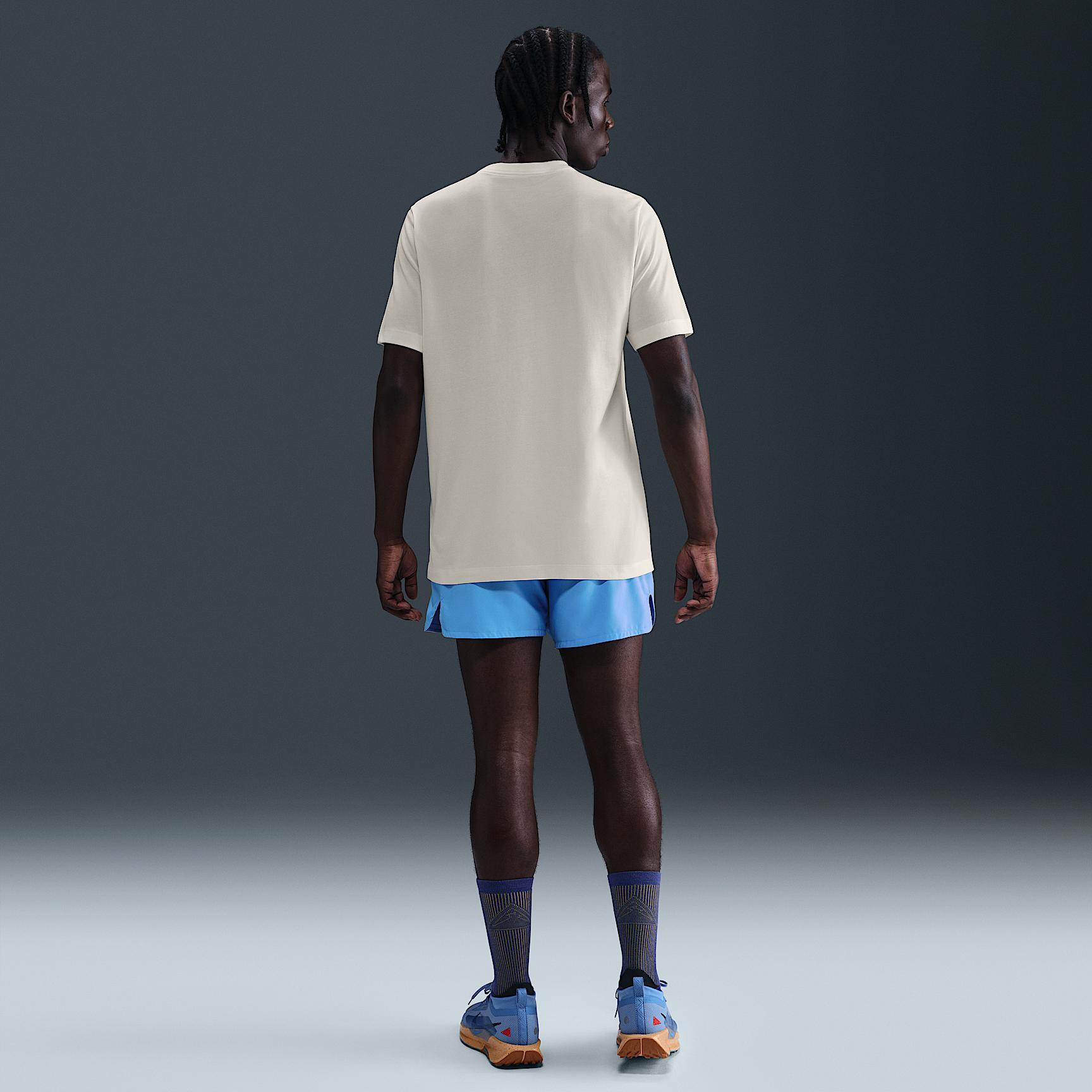 Nike Men's Dri-FIT Trail Running T-Shirt Product Image