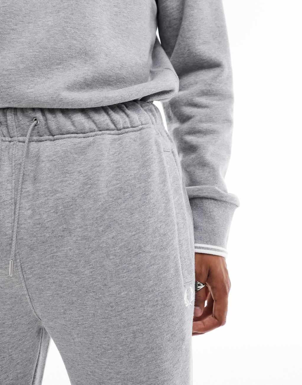 Fred Perry loopback sweatpants in gray Product Image