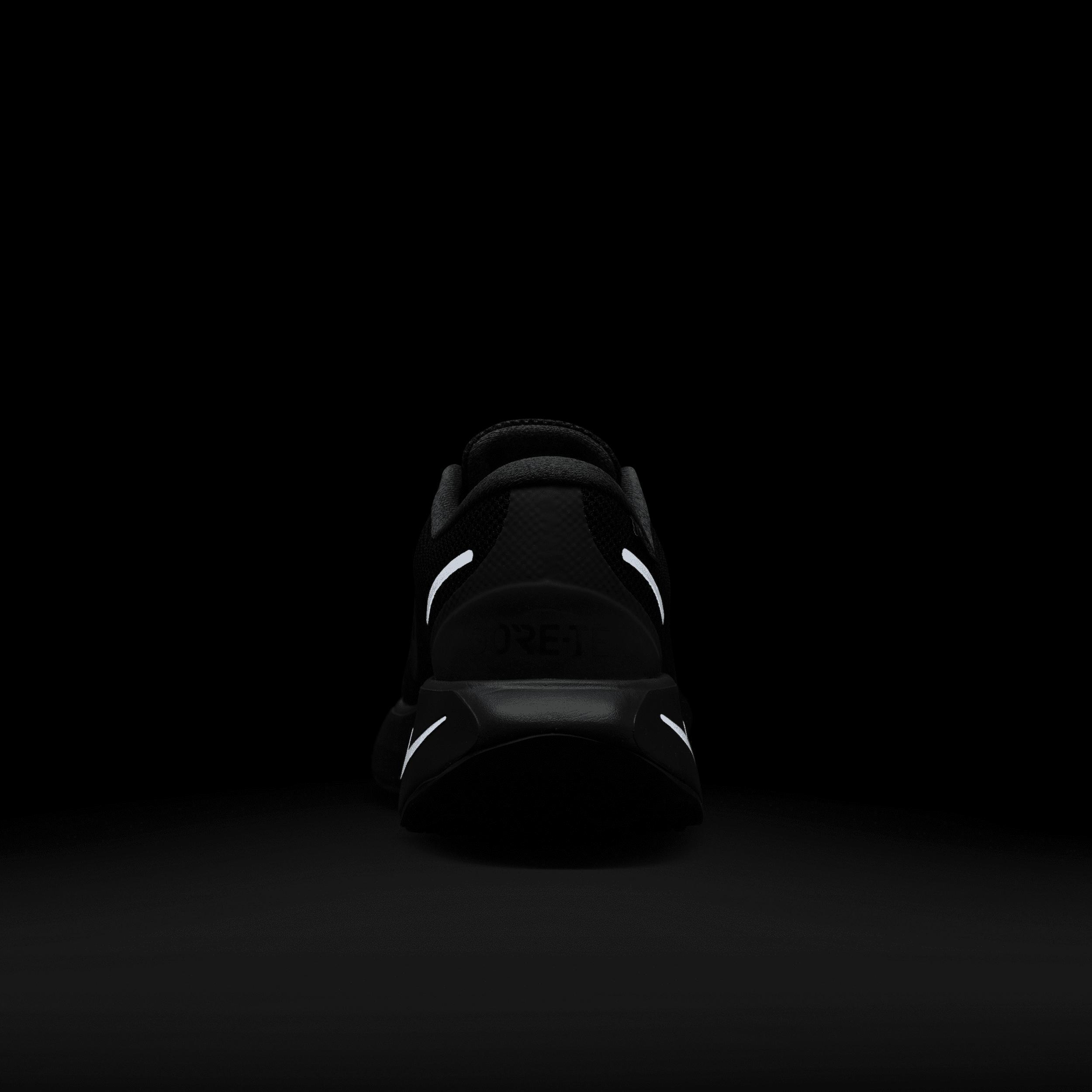 Nike Motiva GORE-TEX Women's Waterproof Walking Shoes Product Image