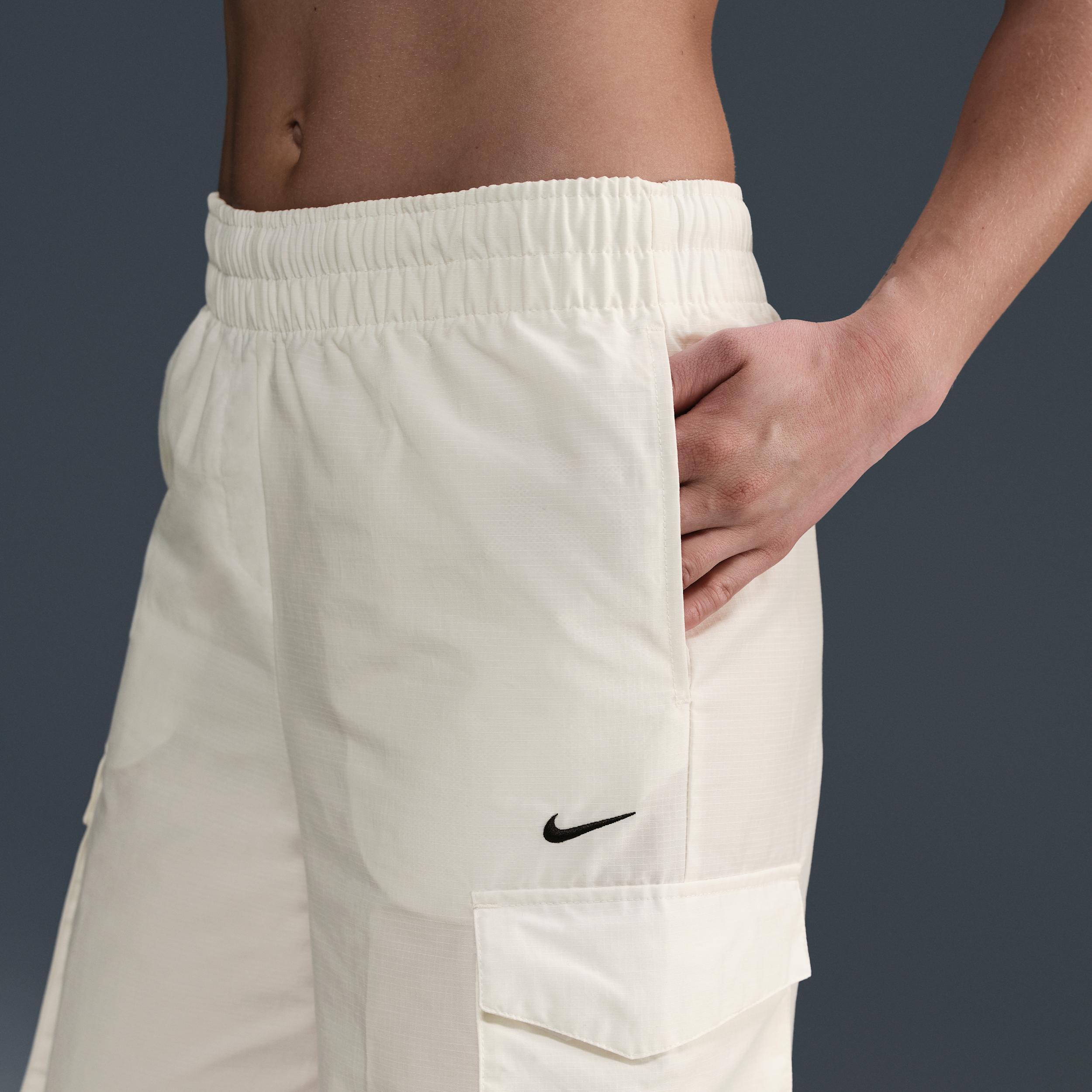 Women's Nike Sportswear Everything Wovens Mid-Rise Cargo Pants Product Image