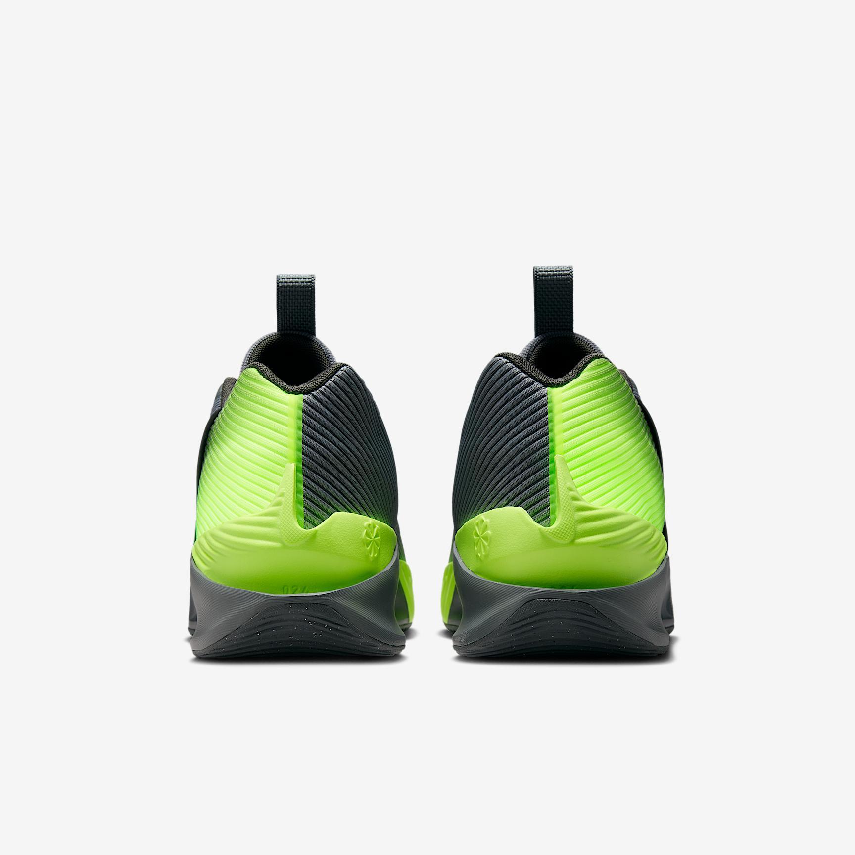Nike G.T. Jump Academy Basketball Shoes Product Image
