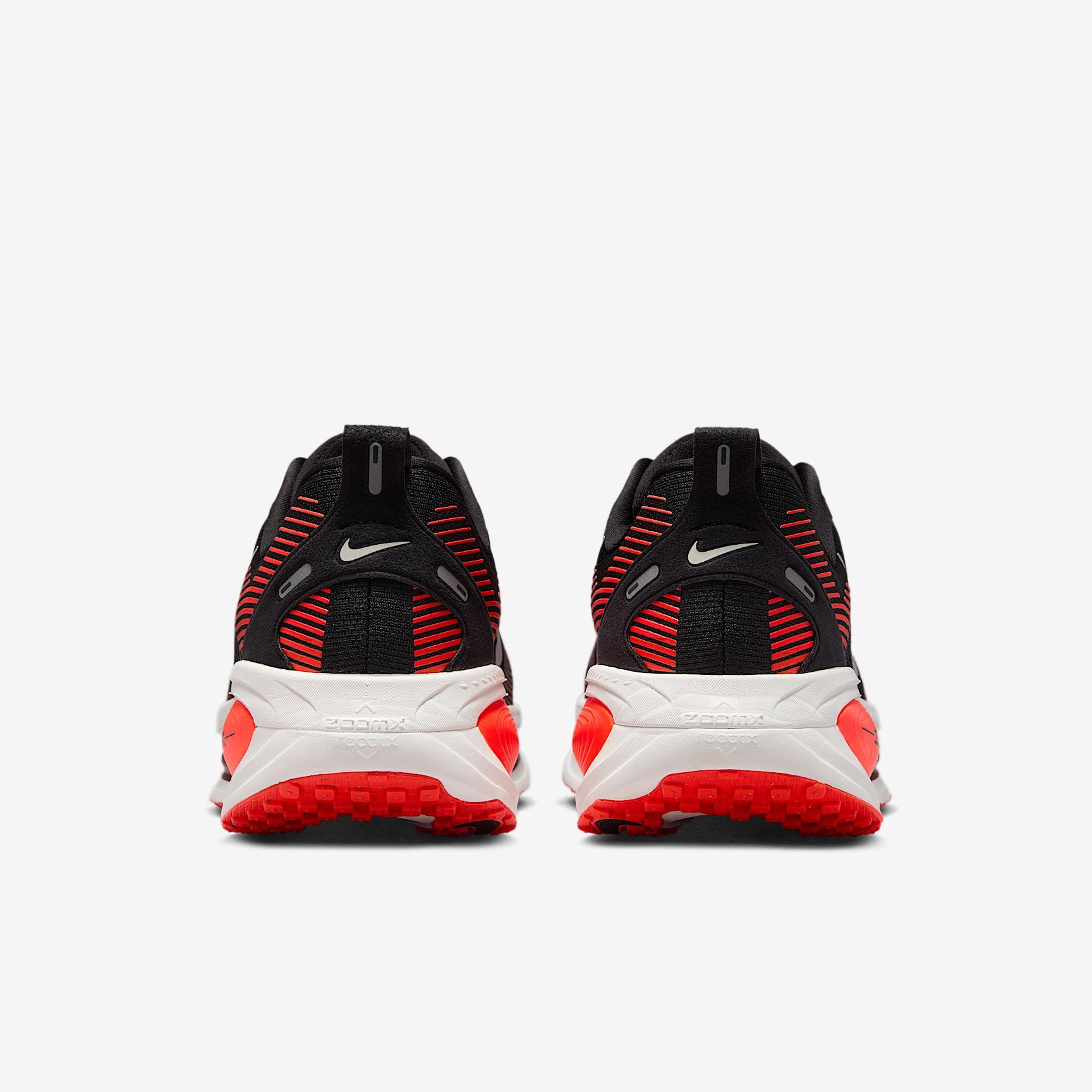 Nike Men's Vomero 18 Road Running Shoes Product Image