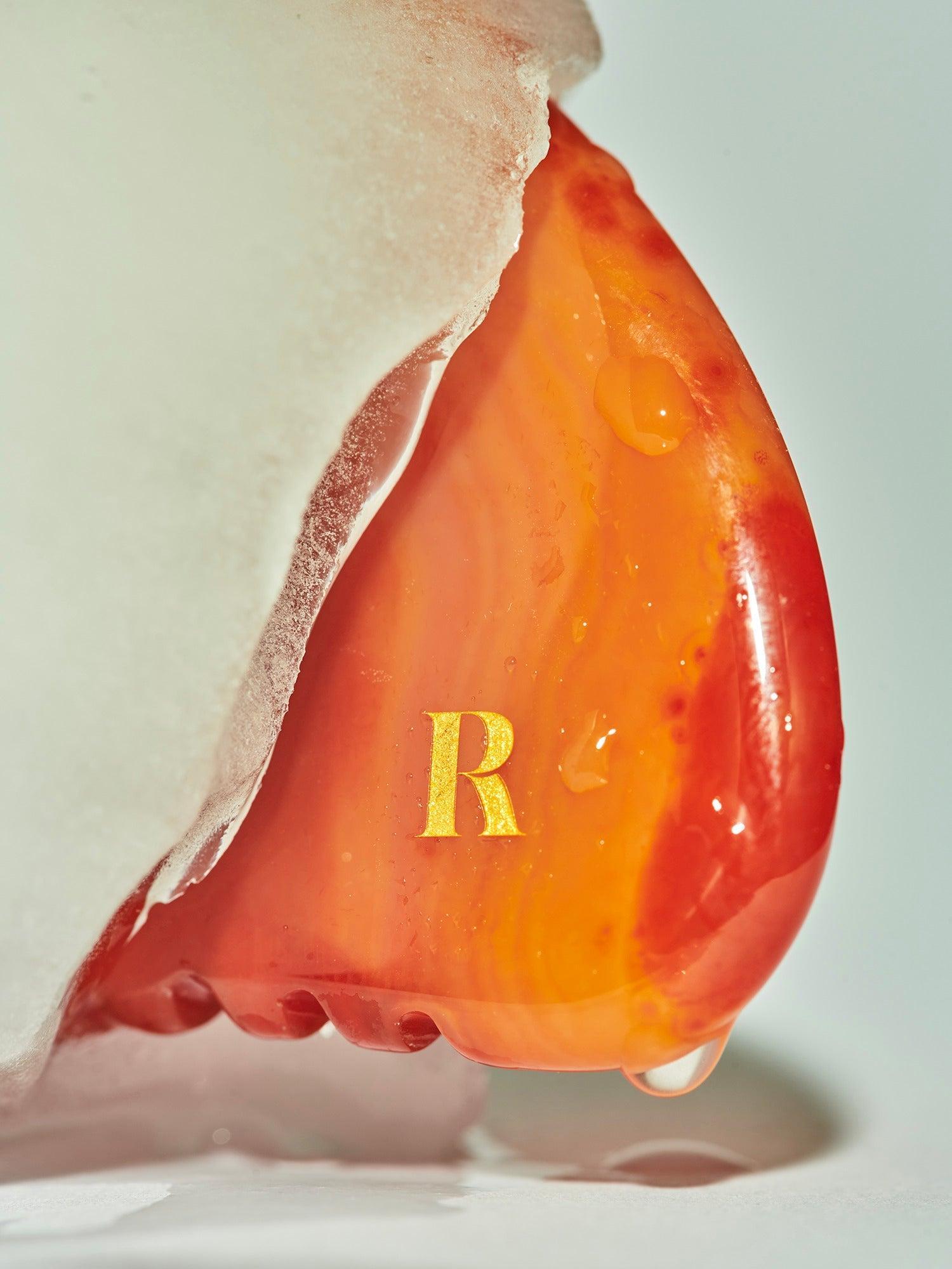 Le Gua Sha Cornaline Product Image