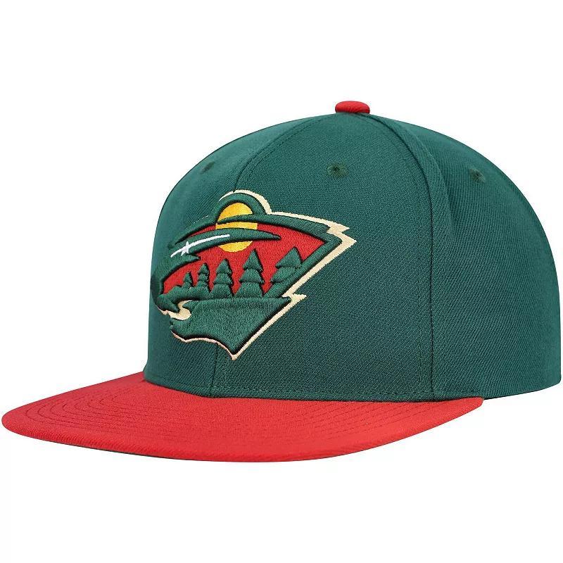 Men's Mitchell & Ness Green Minnesota Wild Core Team Ground 2.0 Snapback Hat Product Image