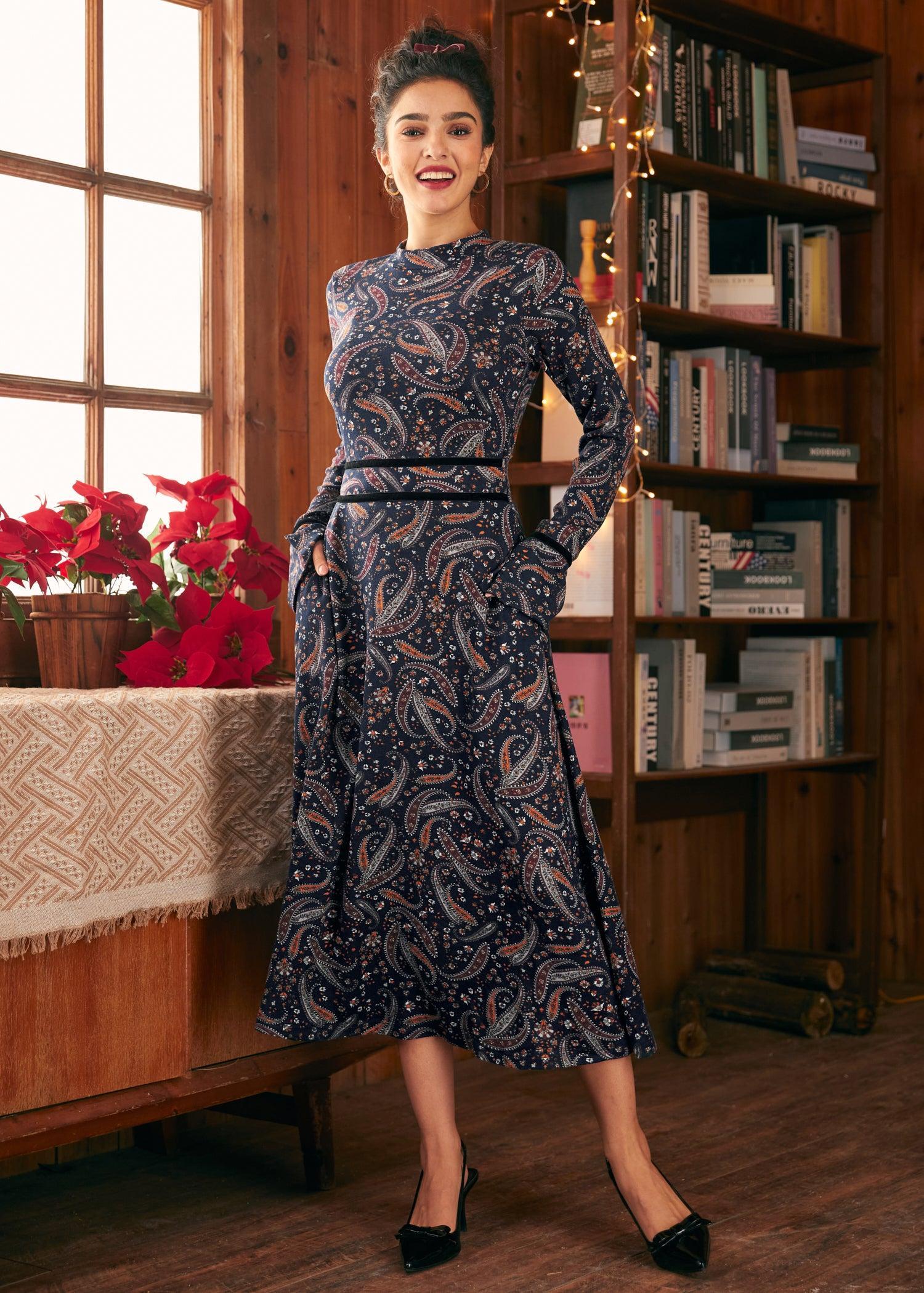 Garden Party Tapestry Maxi Dress Product Image